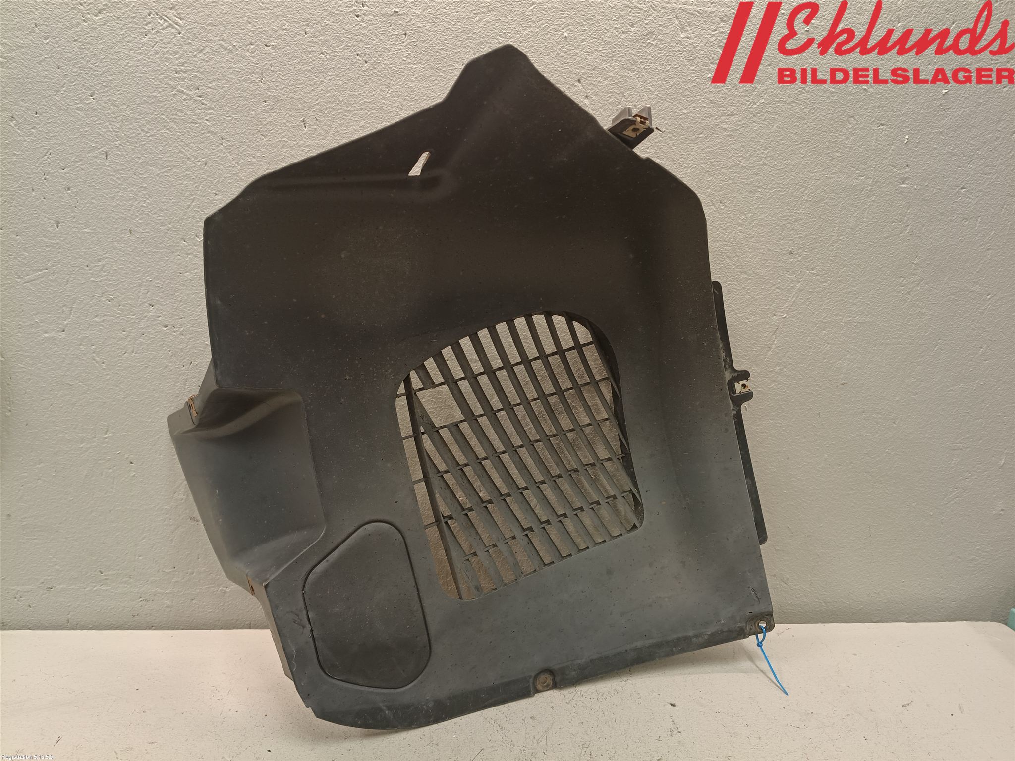 Volkswagen VW TOUAREG 7P 11-18 Skärm Inner
