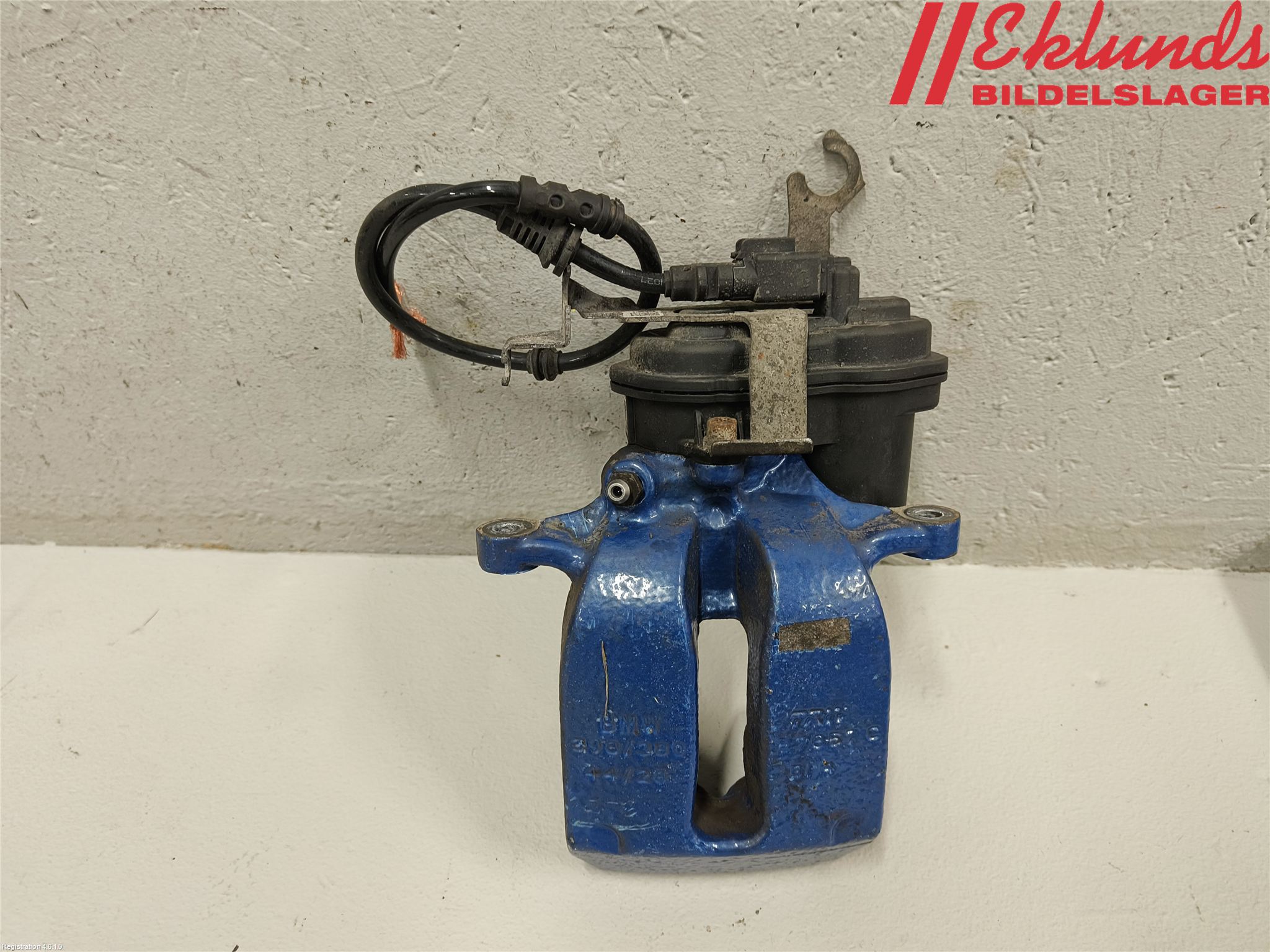 BMW 5 G30/G31/F90 17-23 Bromsok Bak Höger