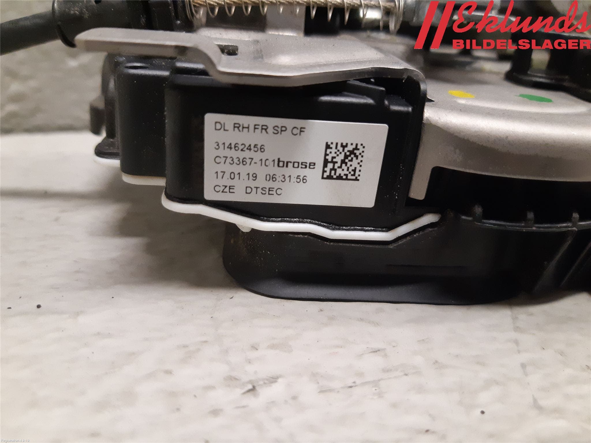 Volvo V60 19- Låskista-Dörrlås