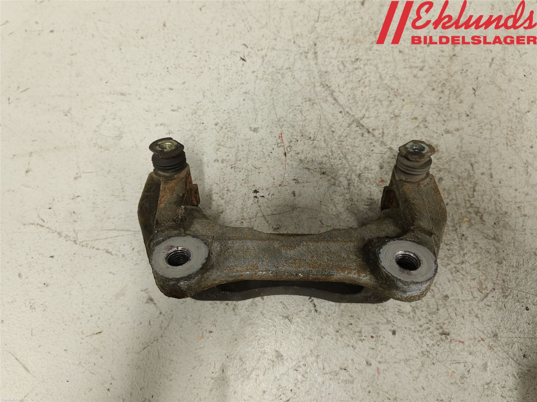 Opel INSIGNIA 17- Bromsokshållare