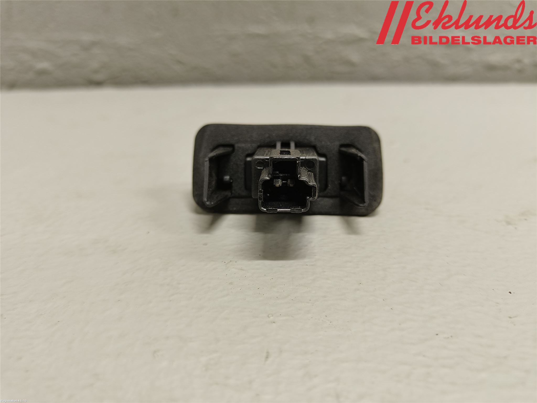 Toyota COROLLA 19- Skylt Belysning