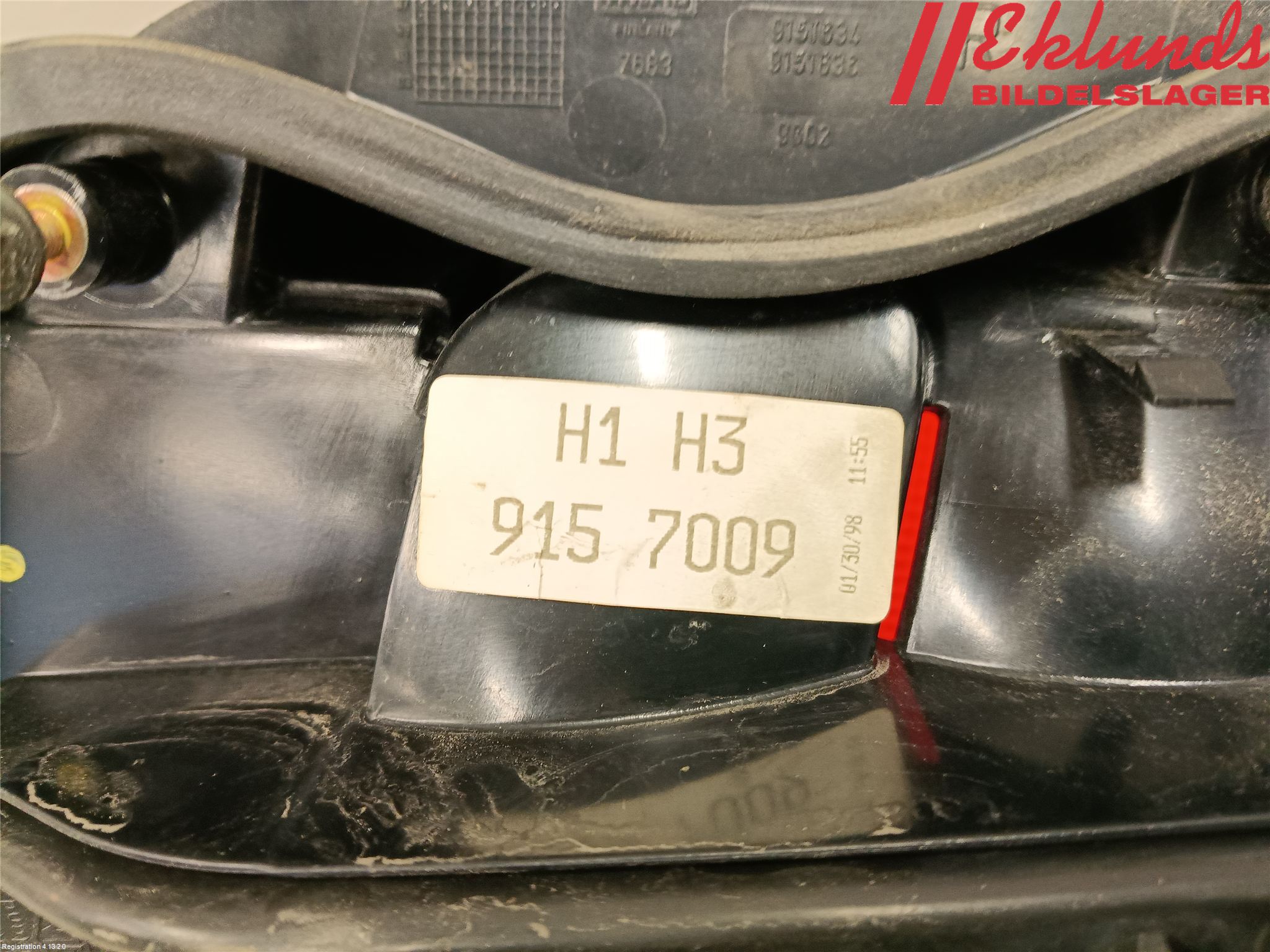 Volvo S70/V70/XC  97-00 Bakljus Lucka Hö