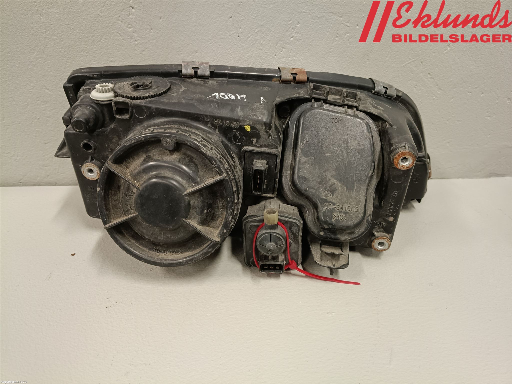 Volvo S70/V70/XC  97-00 Strålkastare Vänster