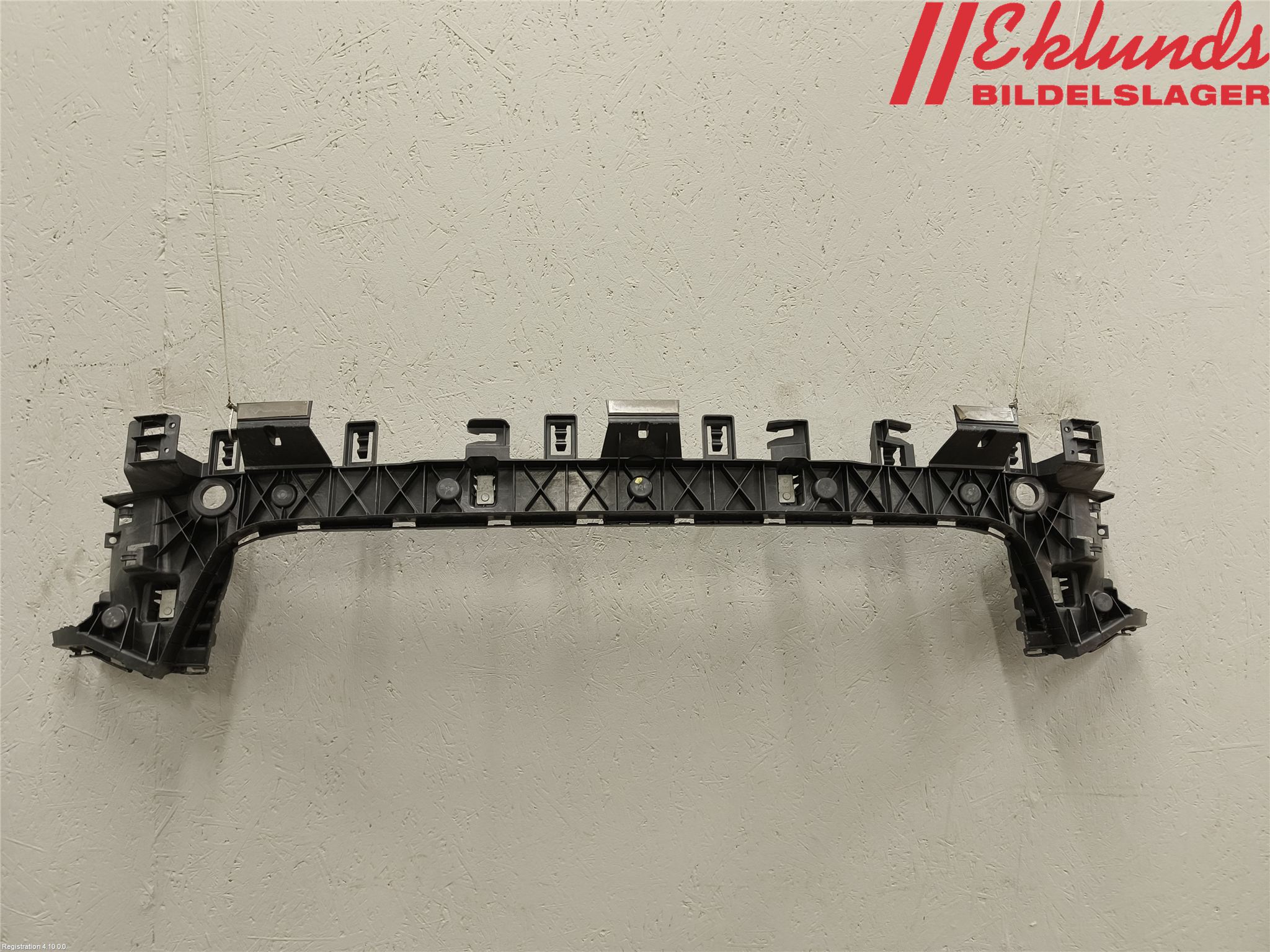 Audi A3/S3 8Y 21- Stötfångardel Bak Mitt