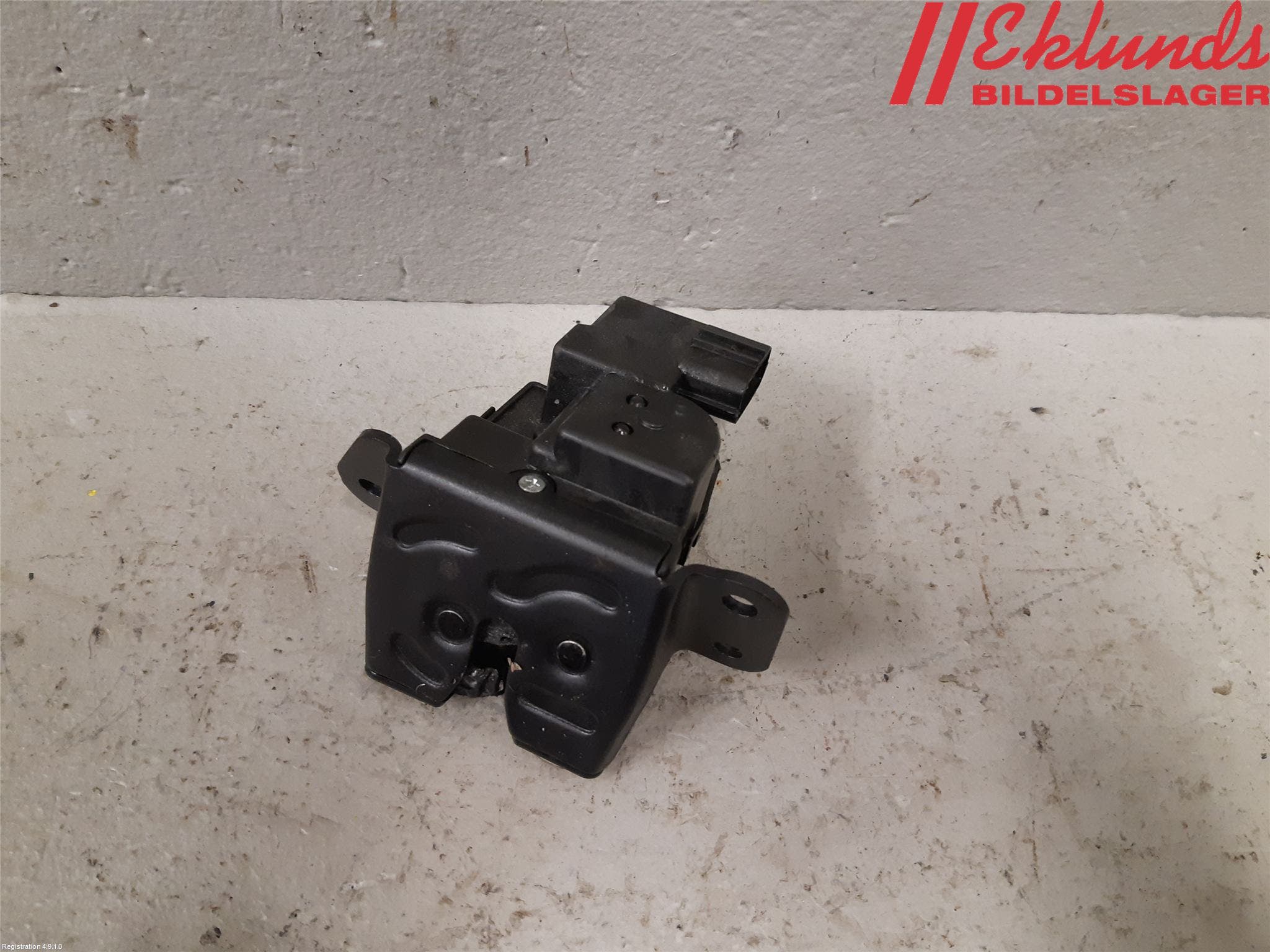 Kia CARENS III 13-19 Låskista Baklucka