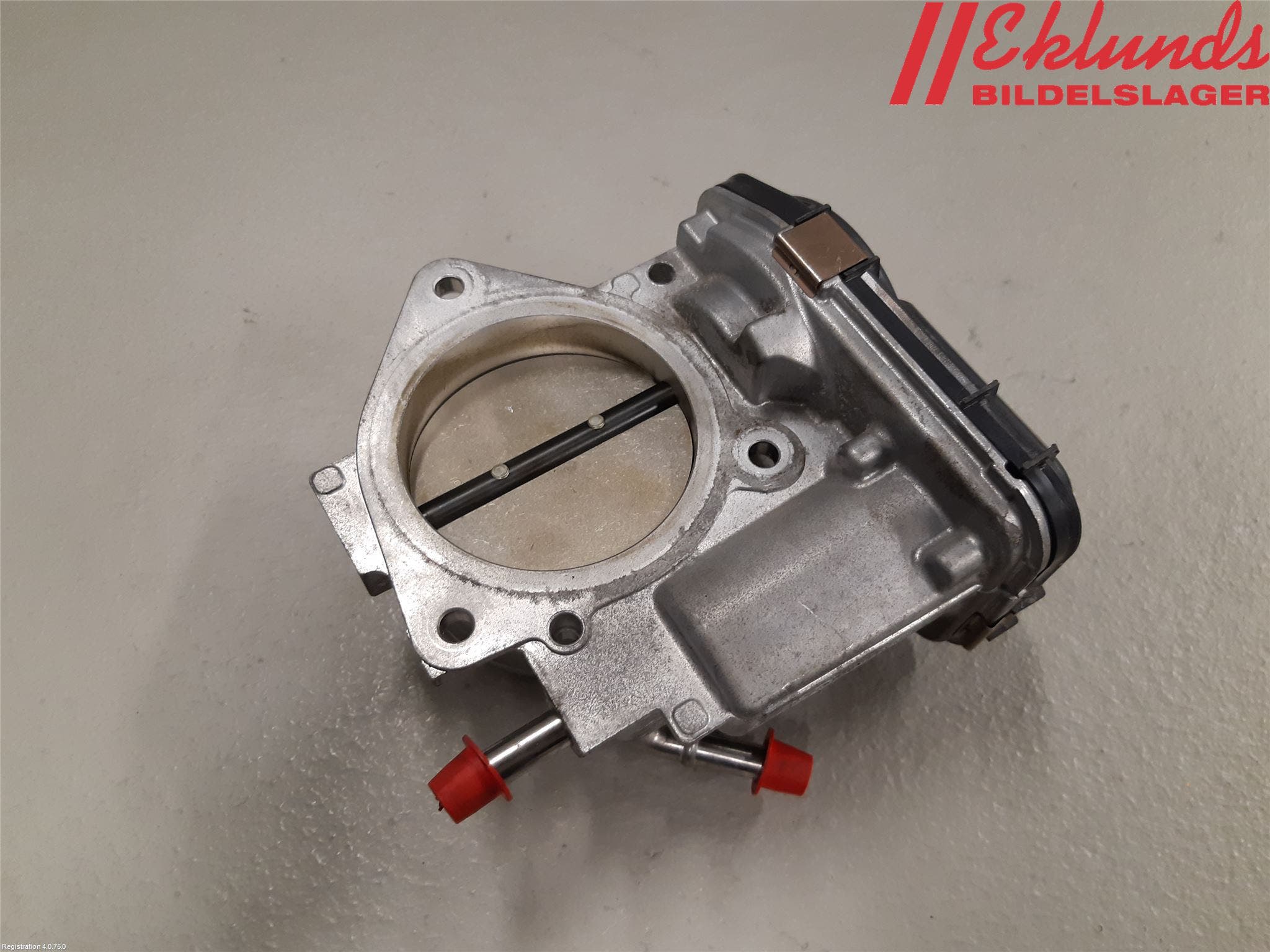 Toyota RAV4 19- Injspjällhus