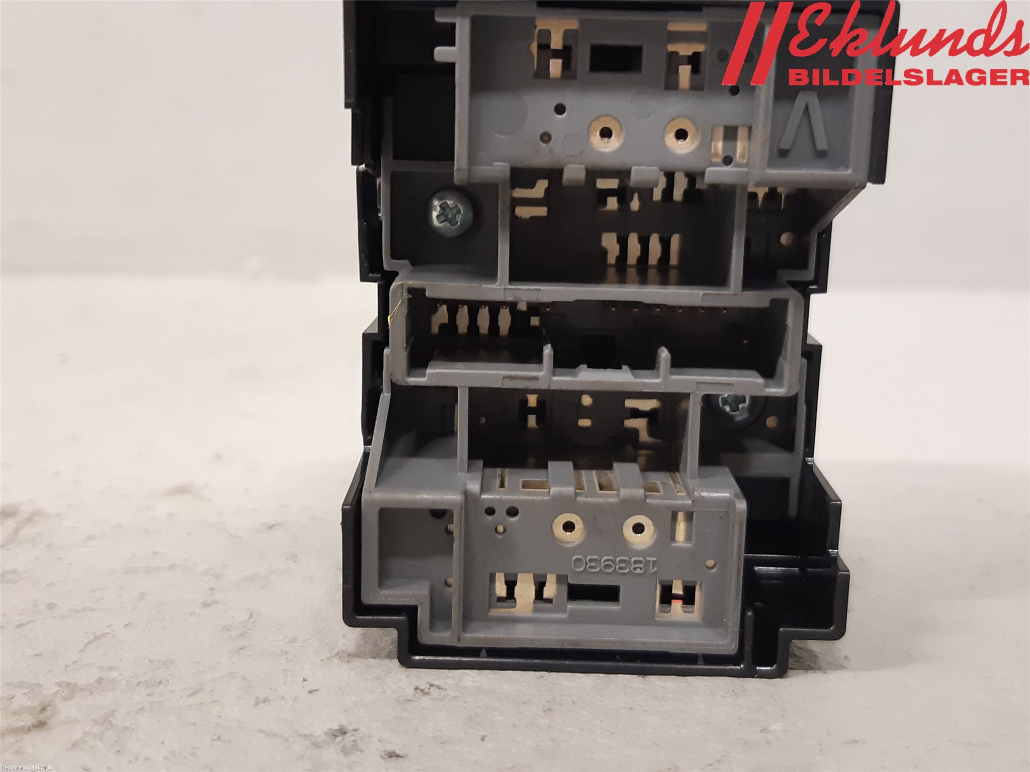 Toyota RAV4 19- Strömställare Spegel