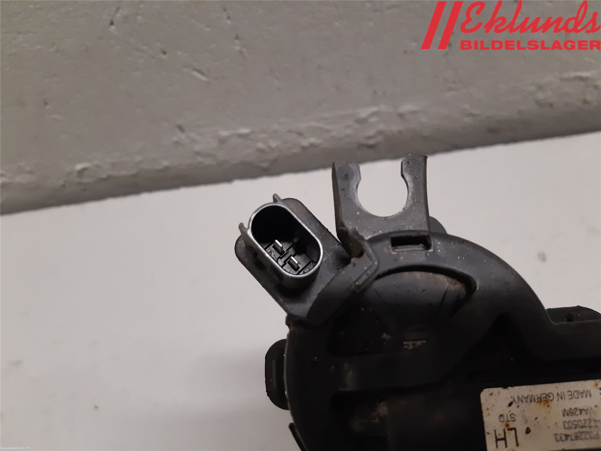 Volvo V90 17->> Bromsok Bak Vänster