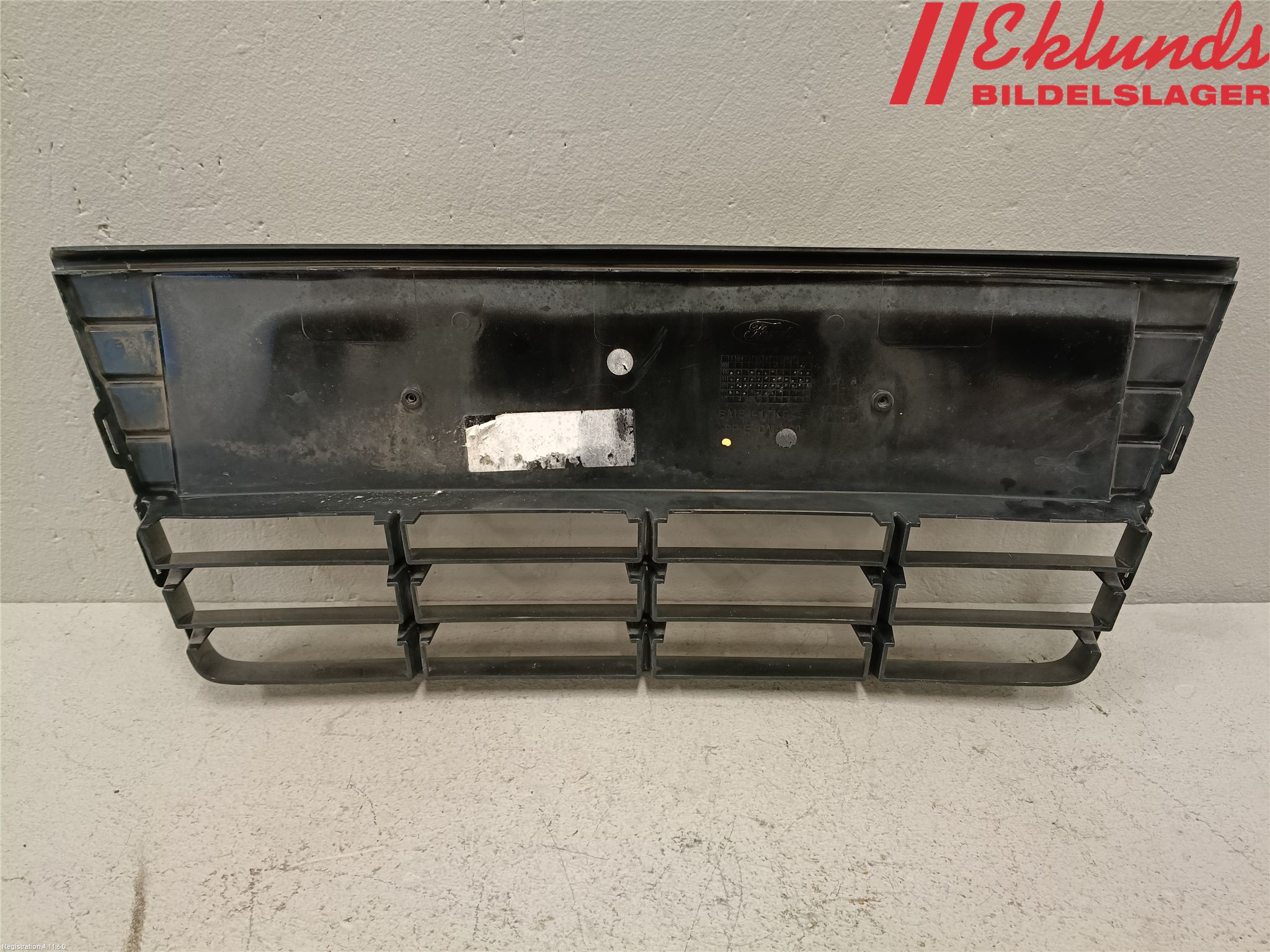 Ford FOCUS 11-14 Grilldel Mitt