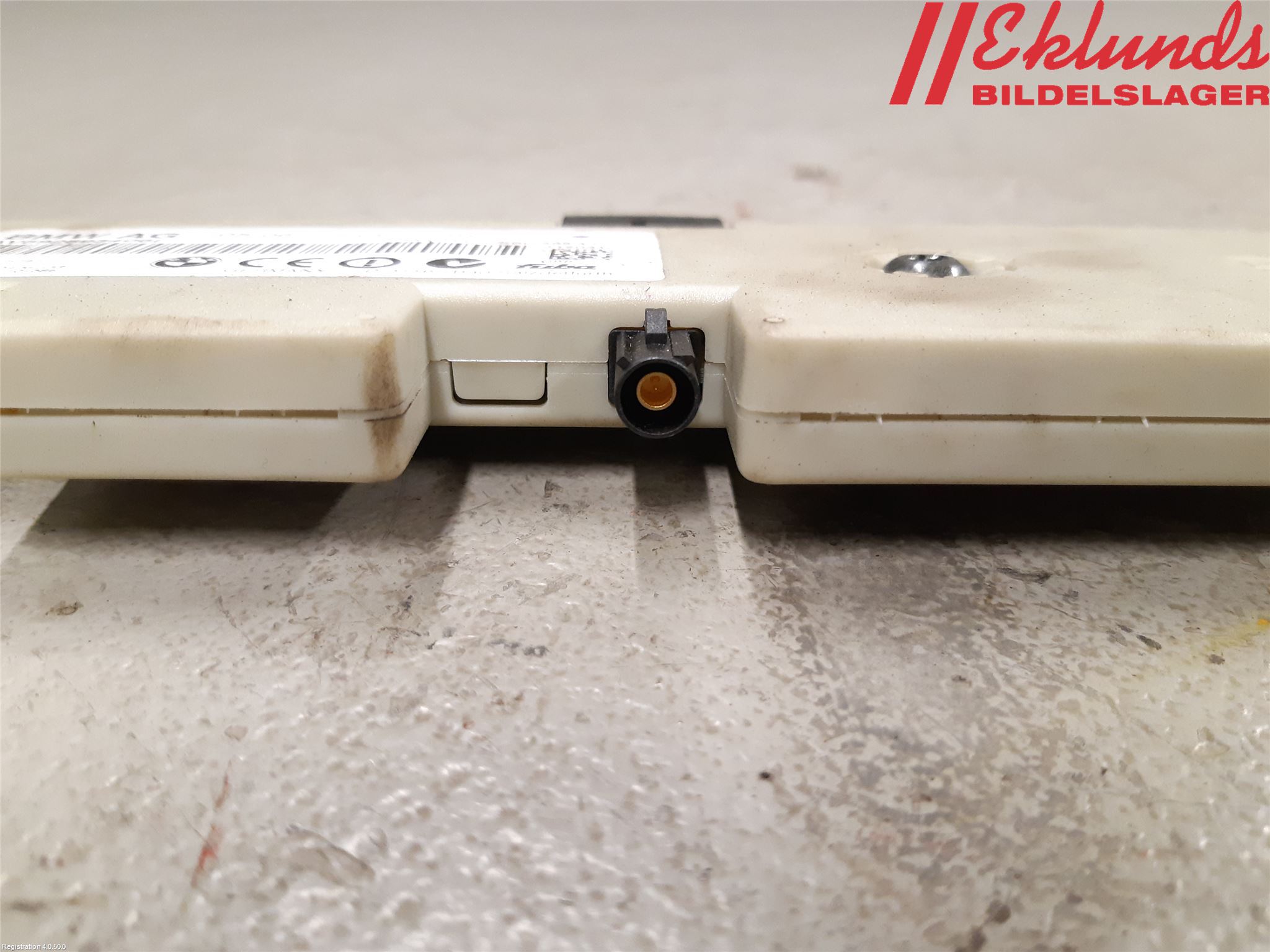 BMW 3 E90/91 SED/TOU 05-12 Antennförstärkare