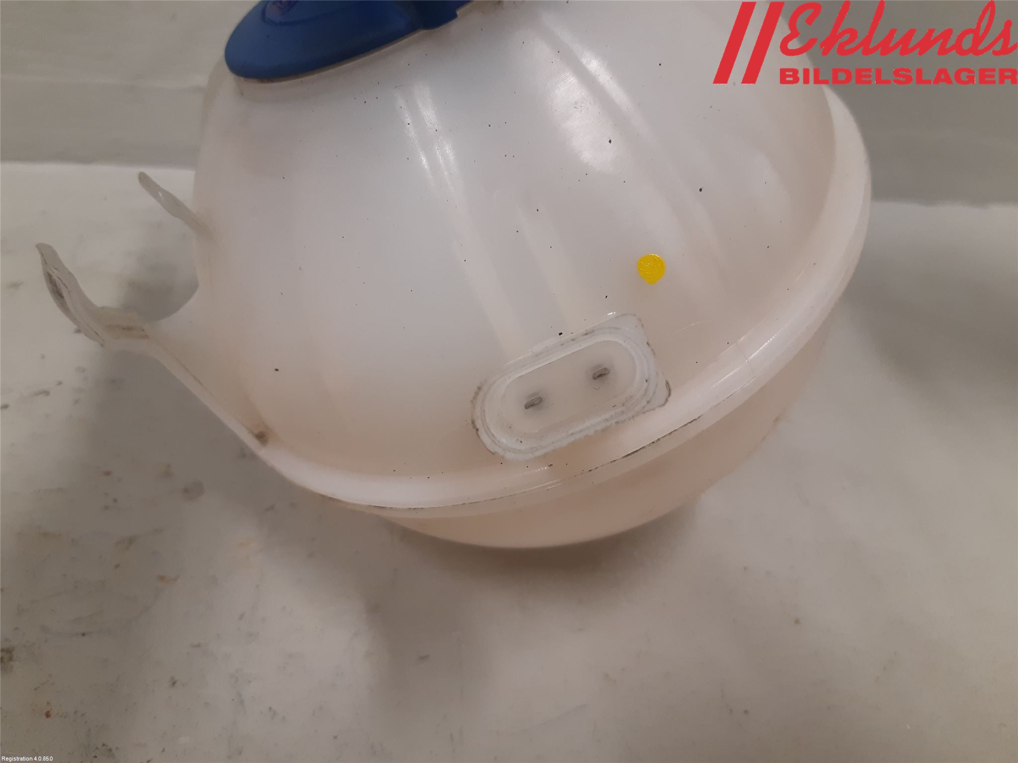 Volkswagen VW CADDY 11-15 Expansionstank