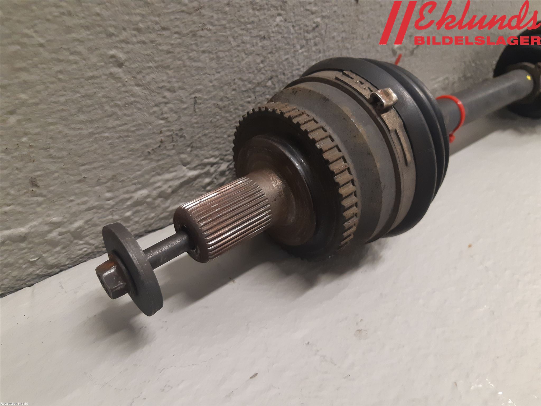 Volvo V70 05-08 Drivaxel Fram Vänster