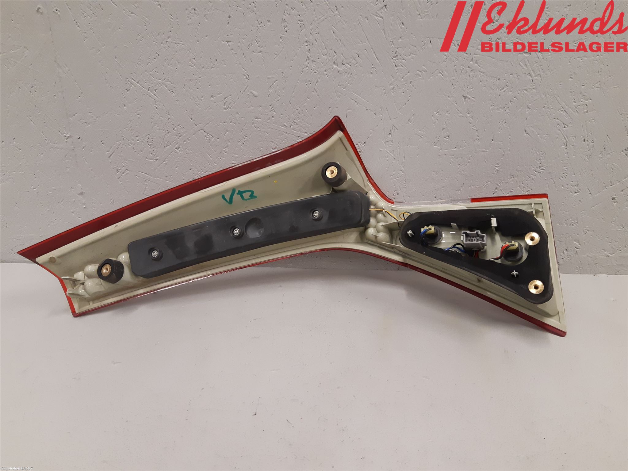 Volvo V70 08-13 Bakljus Lucka Vä