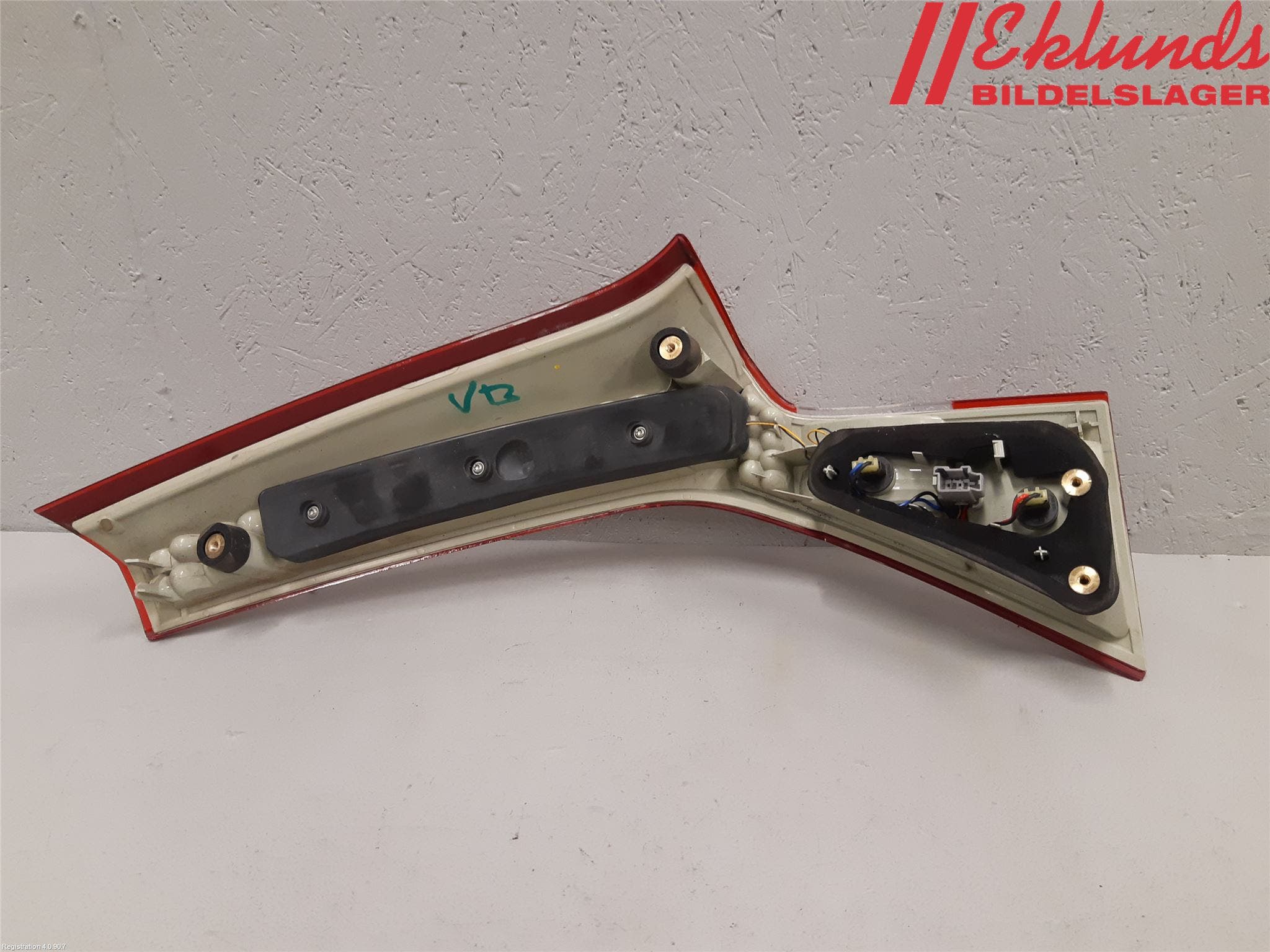 Volvo V70 08-13 Bakljus Lucka Vä