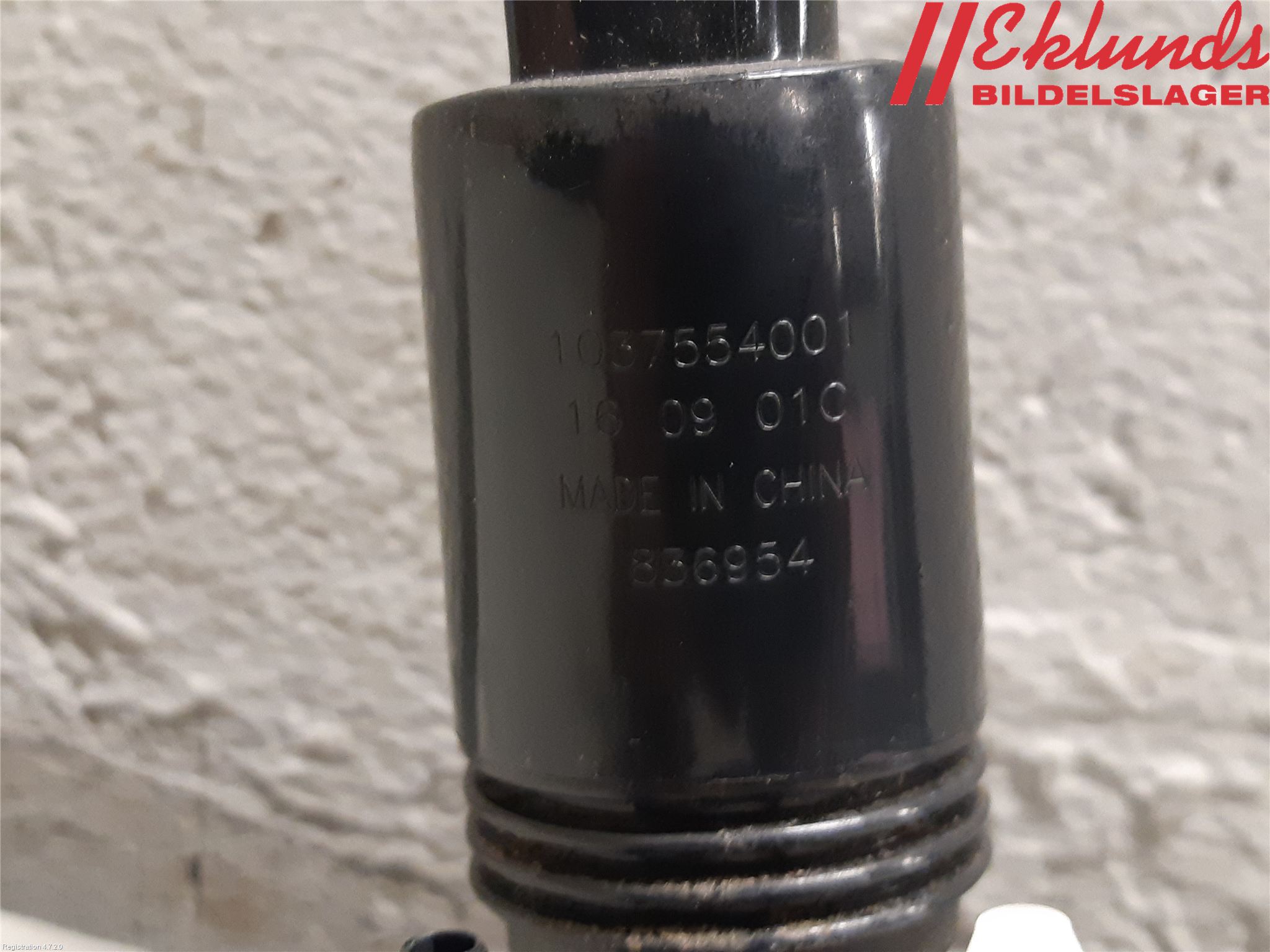 Volvo XC90/RECHARGE 16- Spolarpump Vindruta