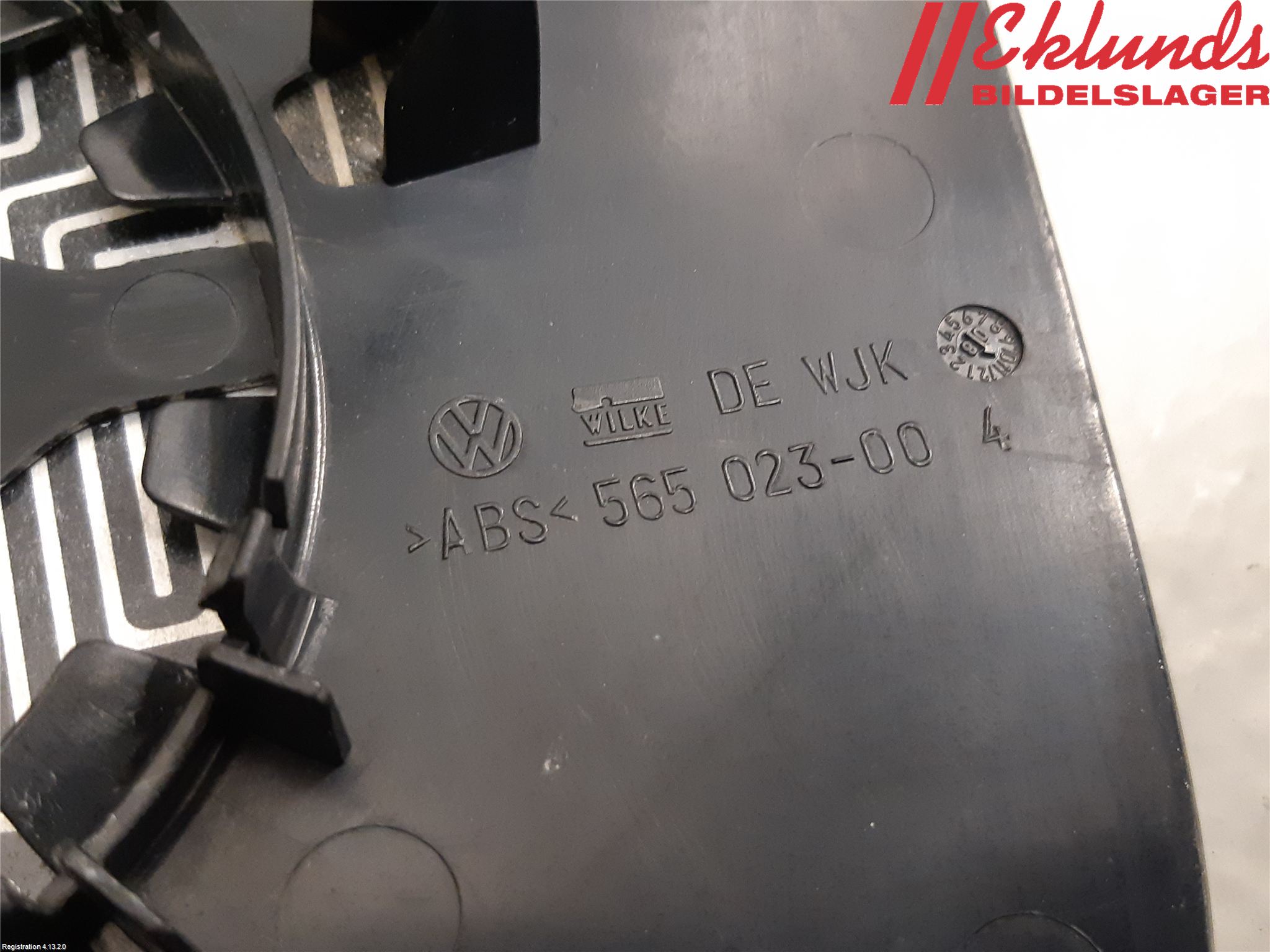 Volkswagen VW CADDY      04-10 Spegelglas Hö