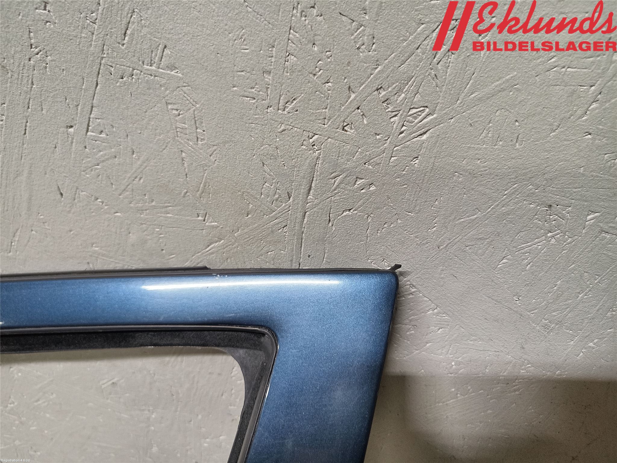 Volvo XC70 01-04 Dörr Fram Vänster