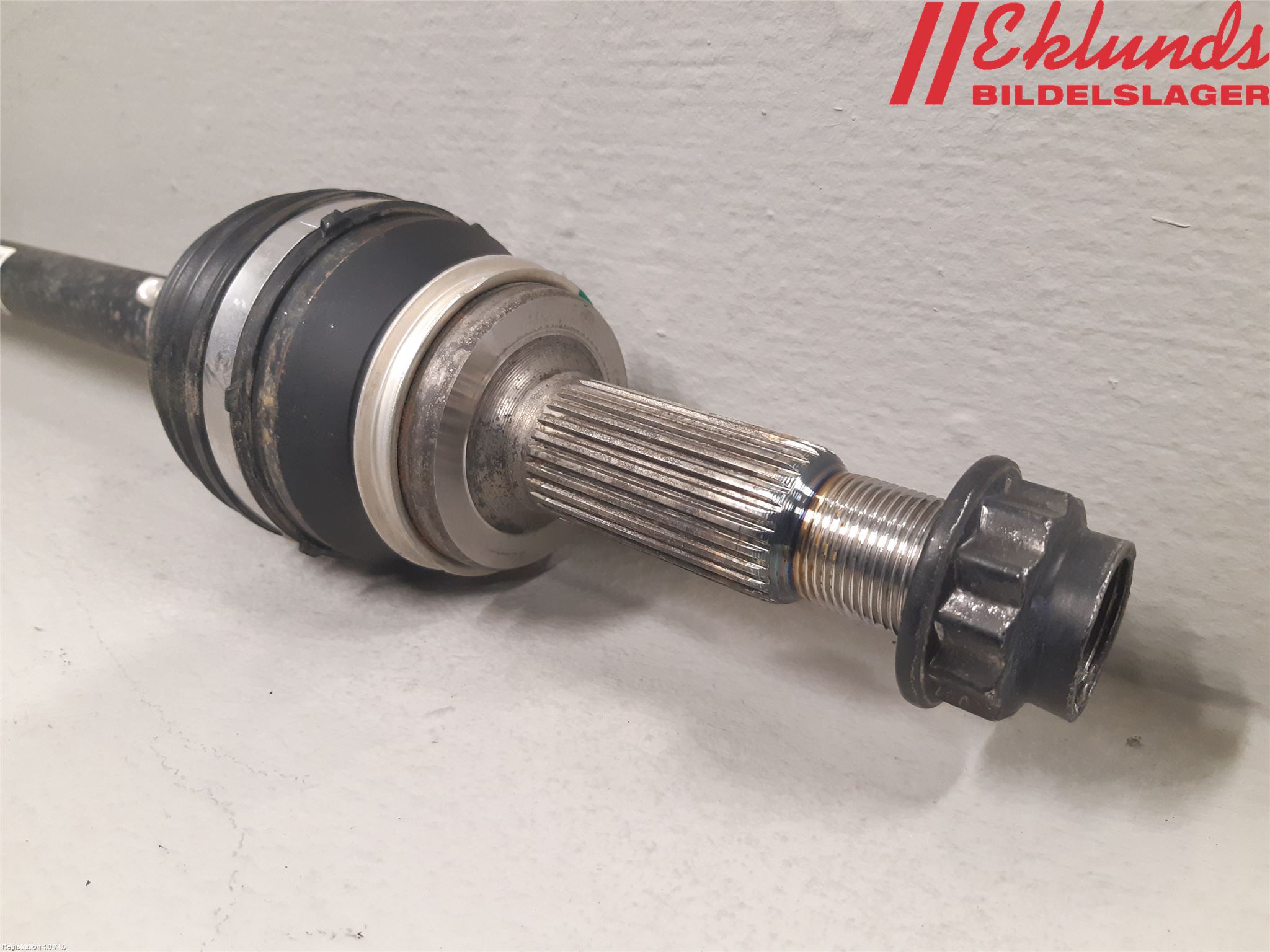 Toyota RAV4 19- Drivaxel Bak Höger