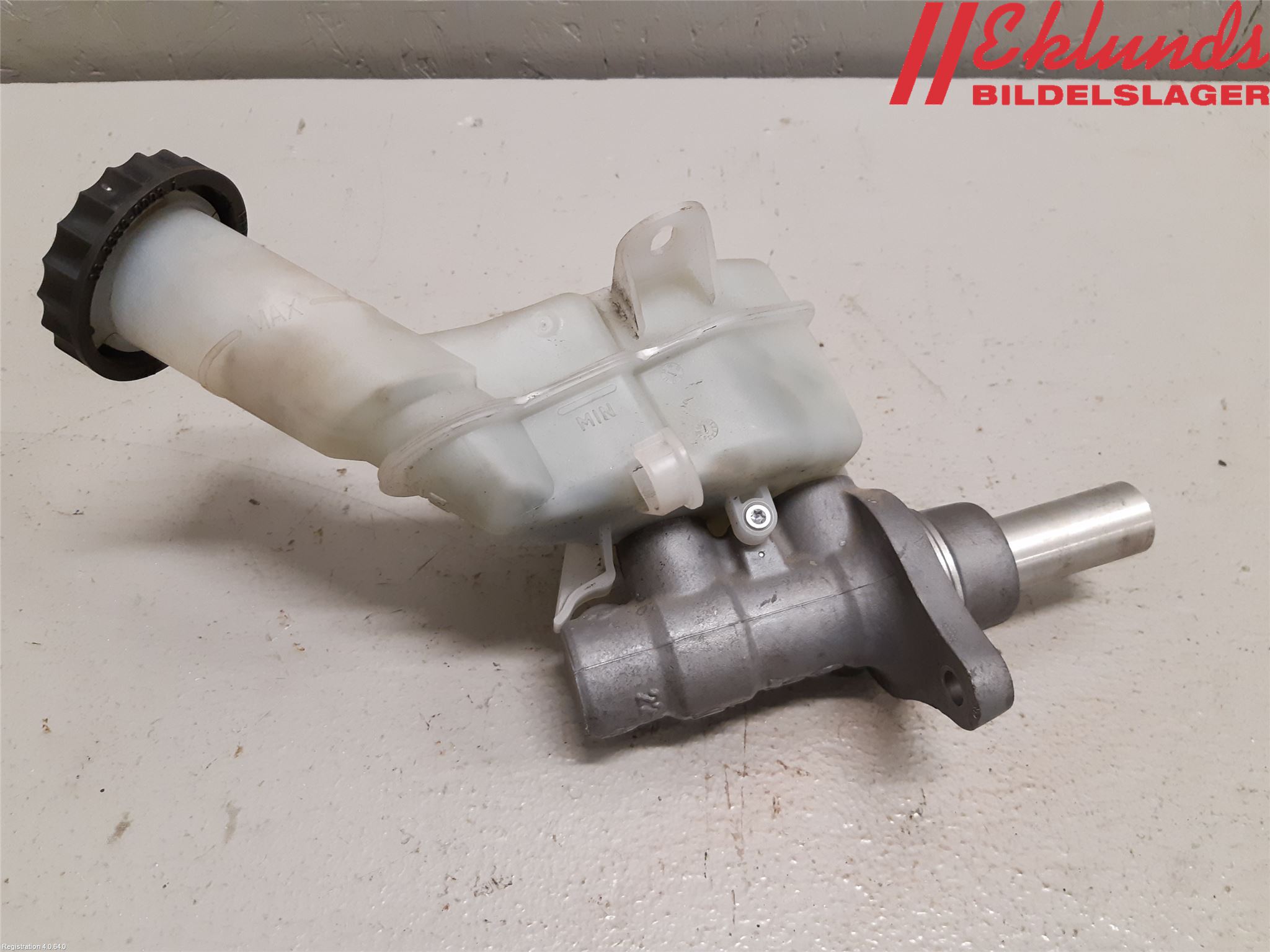 Mitsubishi OUTLANDER 13-21 Broms Huvudcylinder