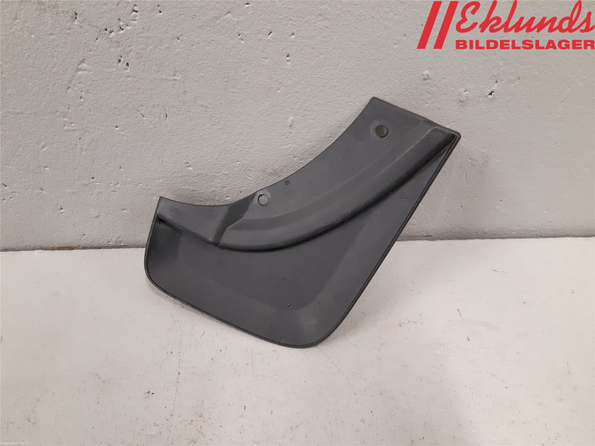 Volvo V40 12-19 Stänkskydd