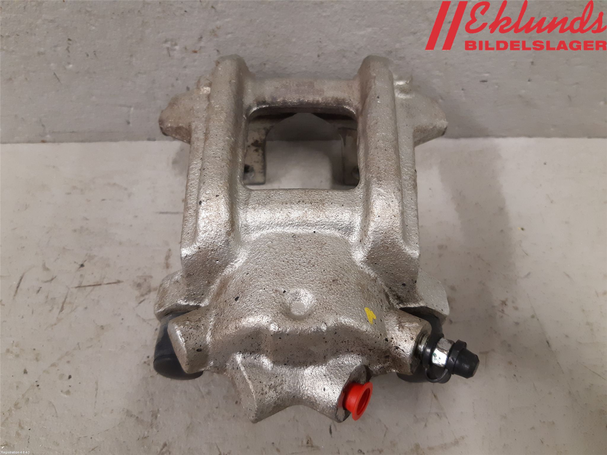 BMW 1 F20/F21 11-19 Bromsok Fram Vänster