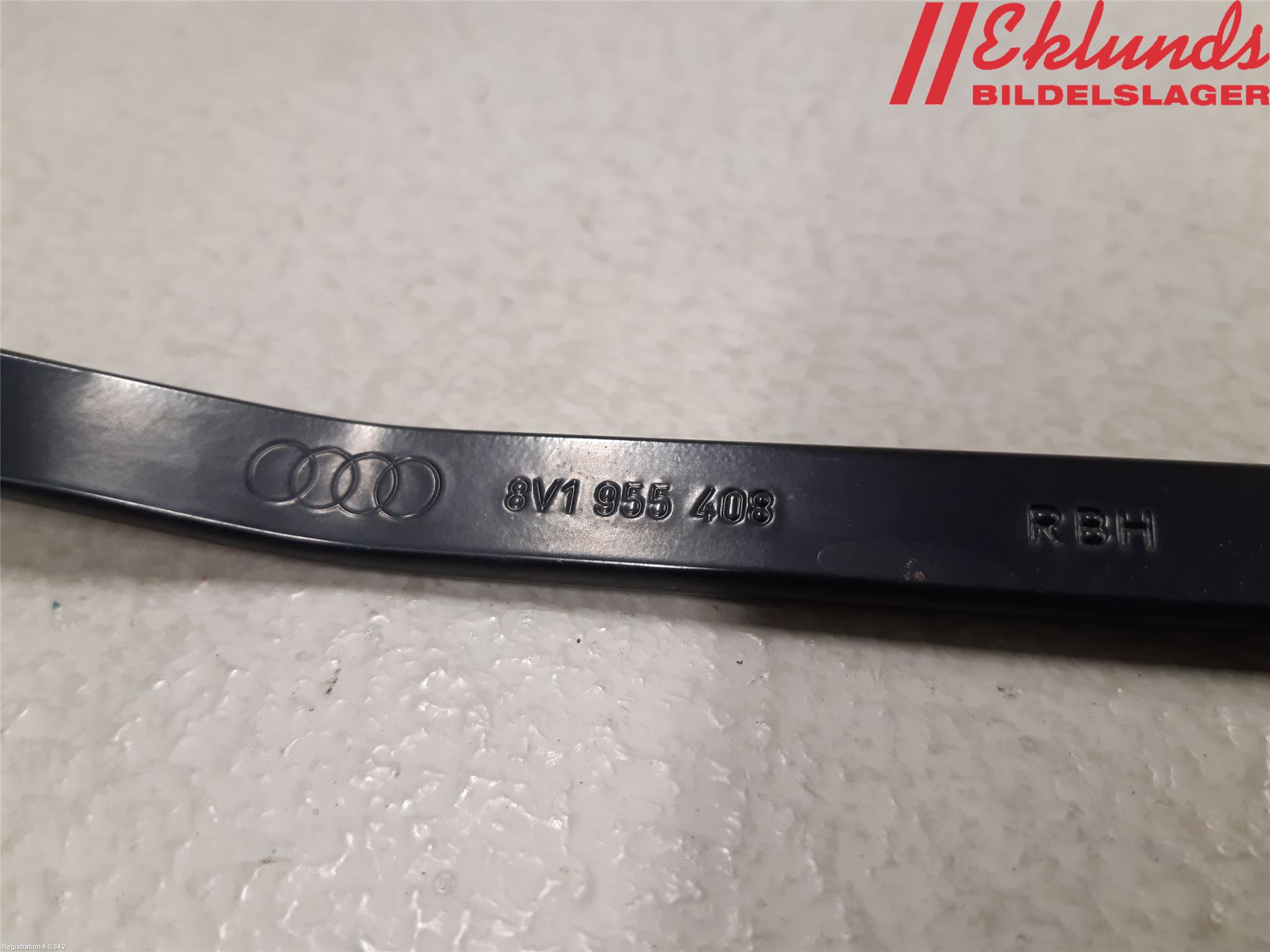 Audi A3/S3 8V 13-20 Torkararm Armar Vindruta