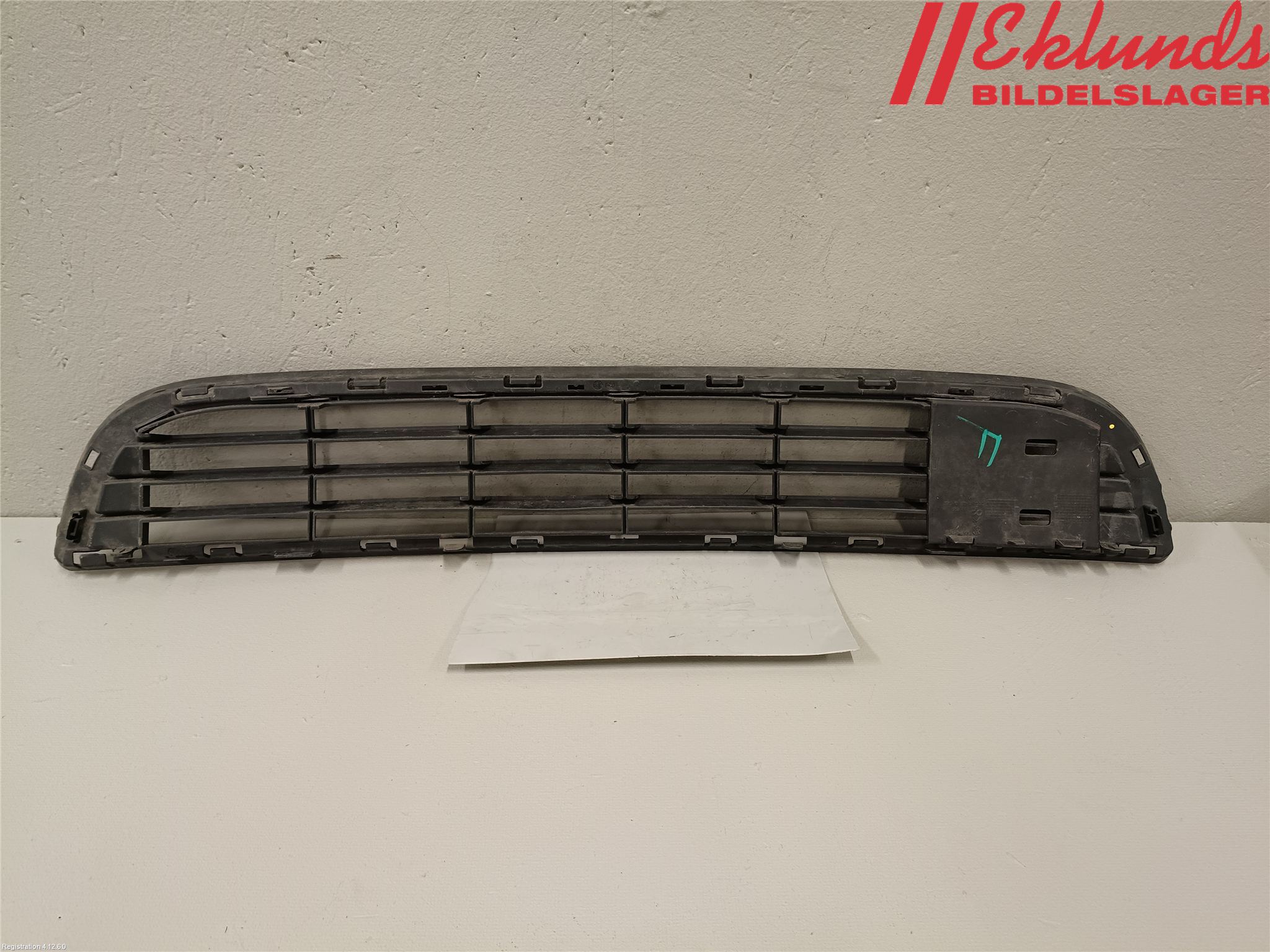 Peugeot PARTNER 08-15 Grill-Galler