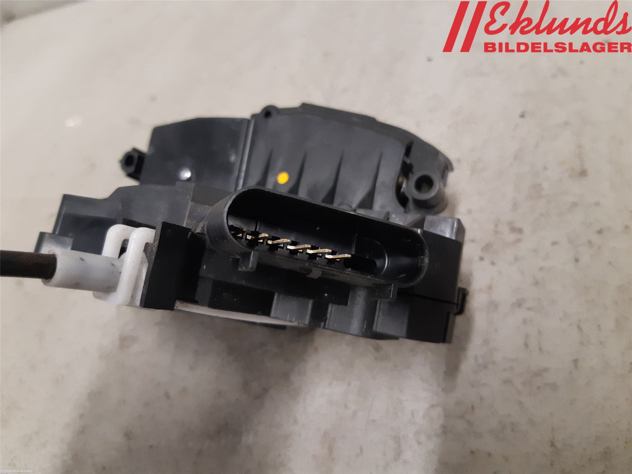 Volvo S60 11-13 Låskista-Dörrlås