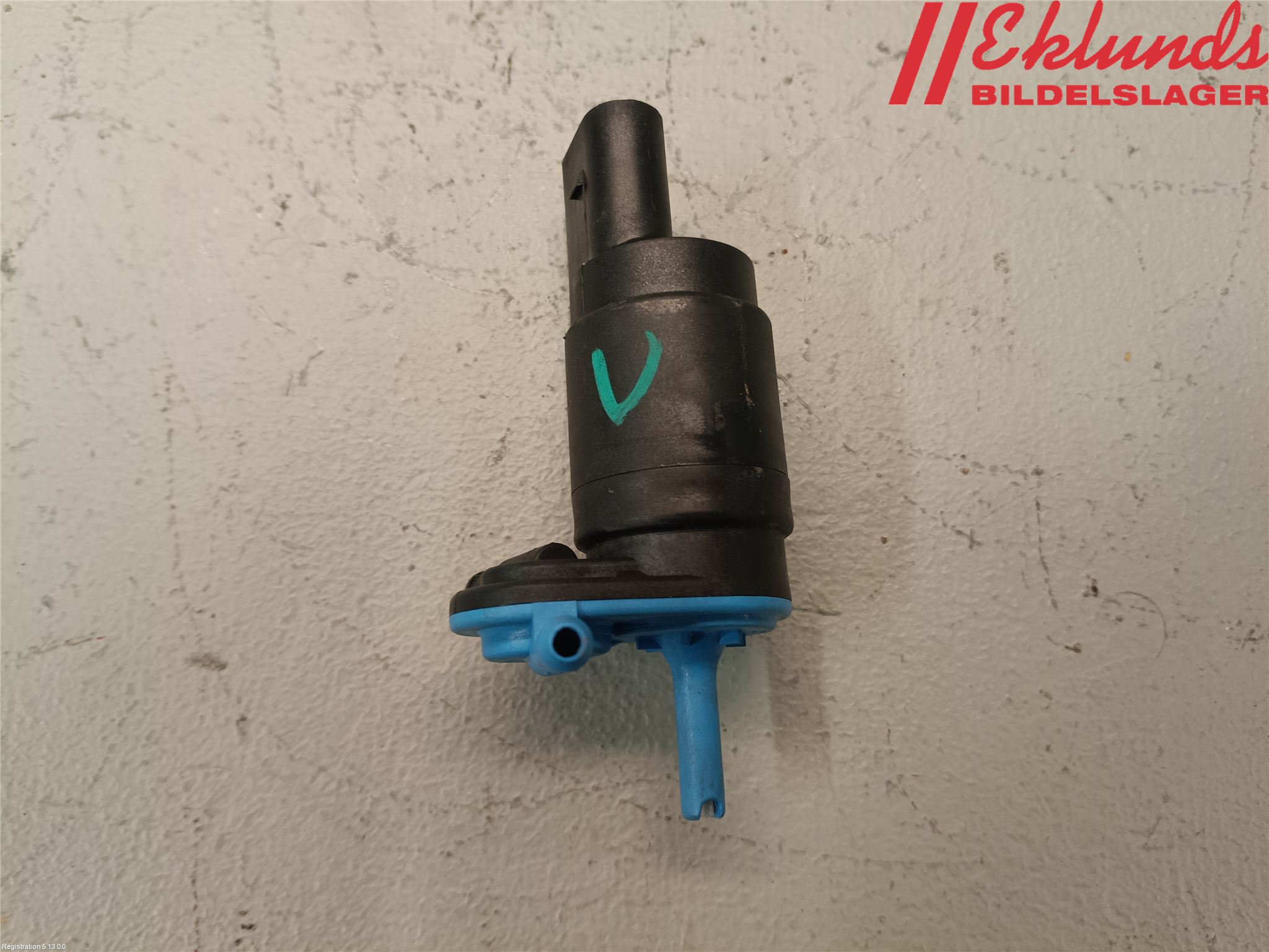 Mercedes-Benz MB E-KLASS (W210) 96-03 Spolarpump Vindruta