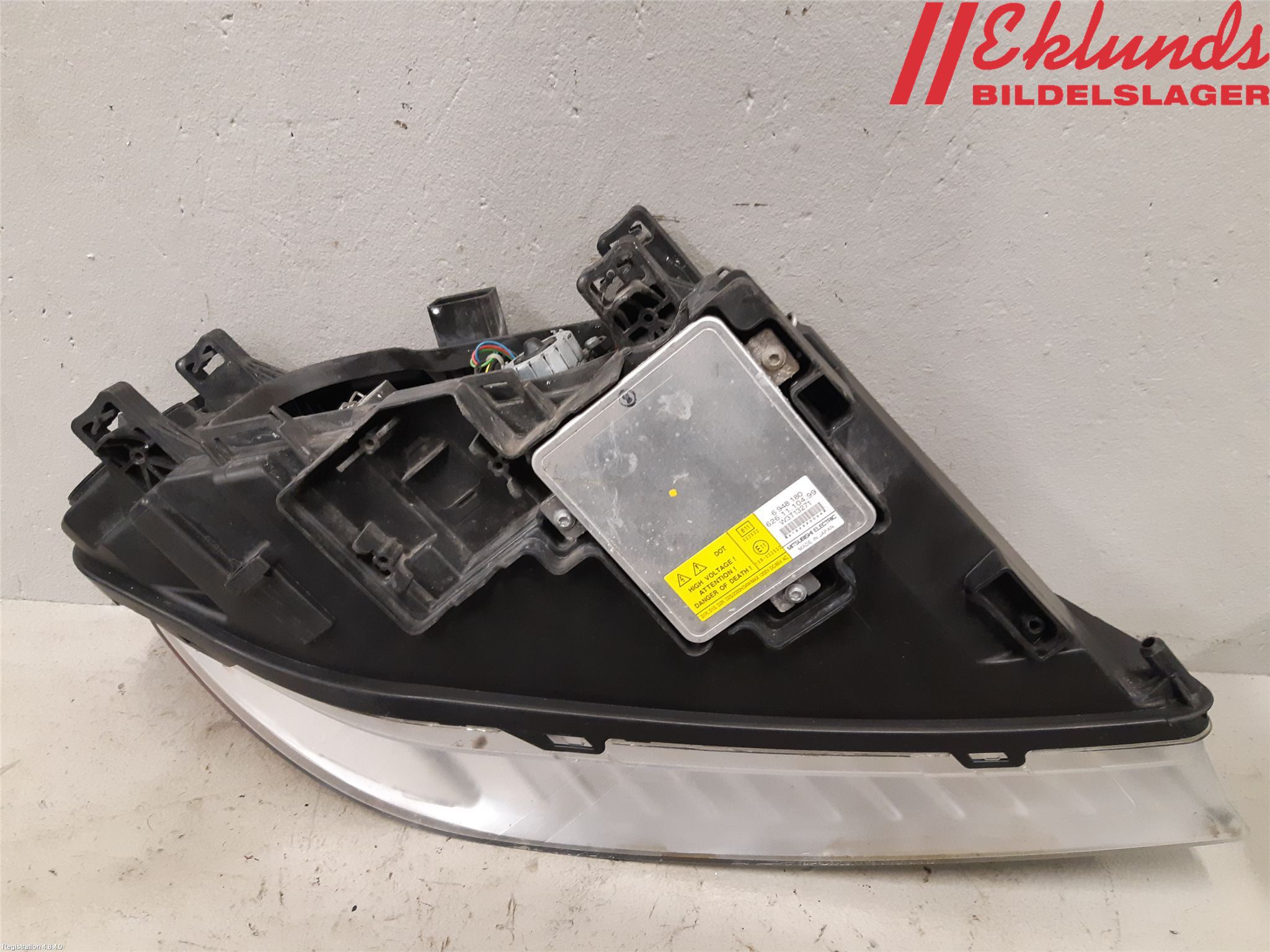 Volvo V70 08-13 Strålkastare Vänster