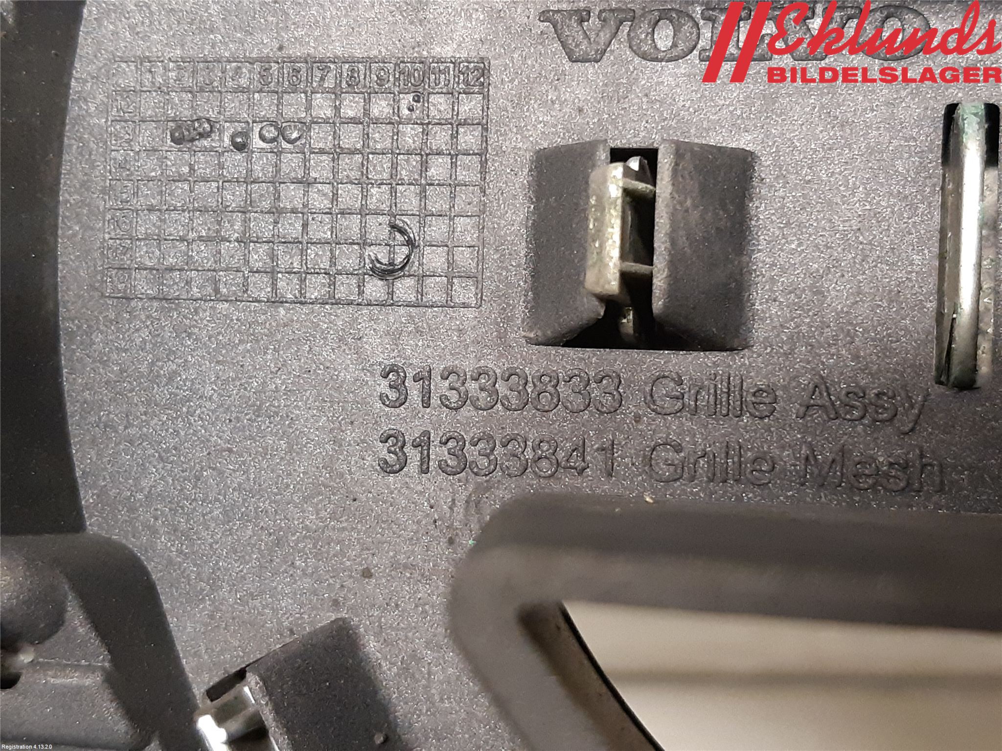 Volvo XC60 14-17 Grill Komp