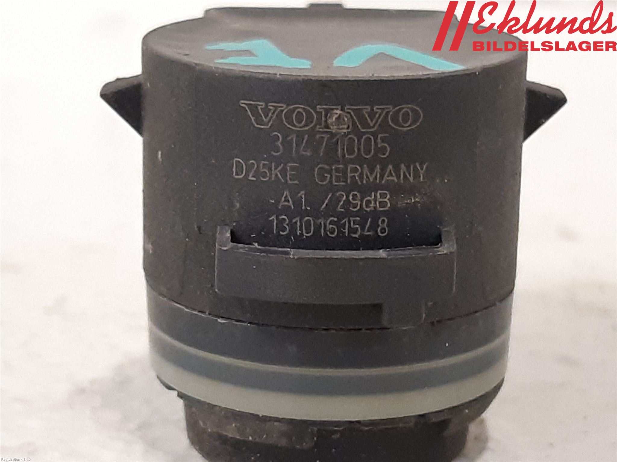 Volvo XC90/RECHARGE 16- Parkeringshjälp Frontsensor