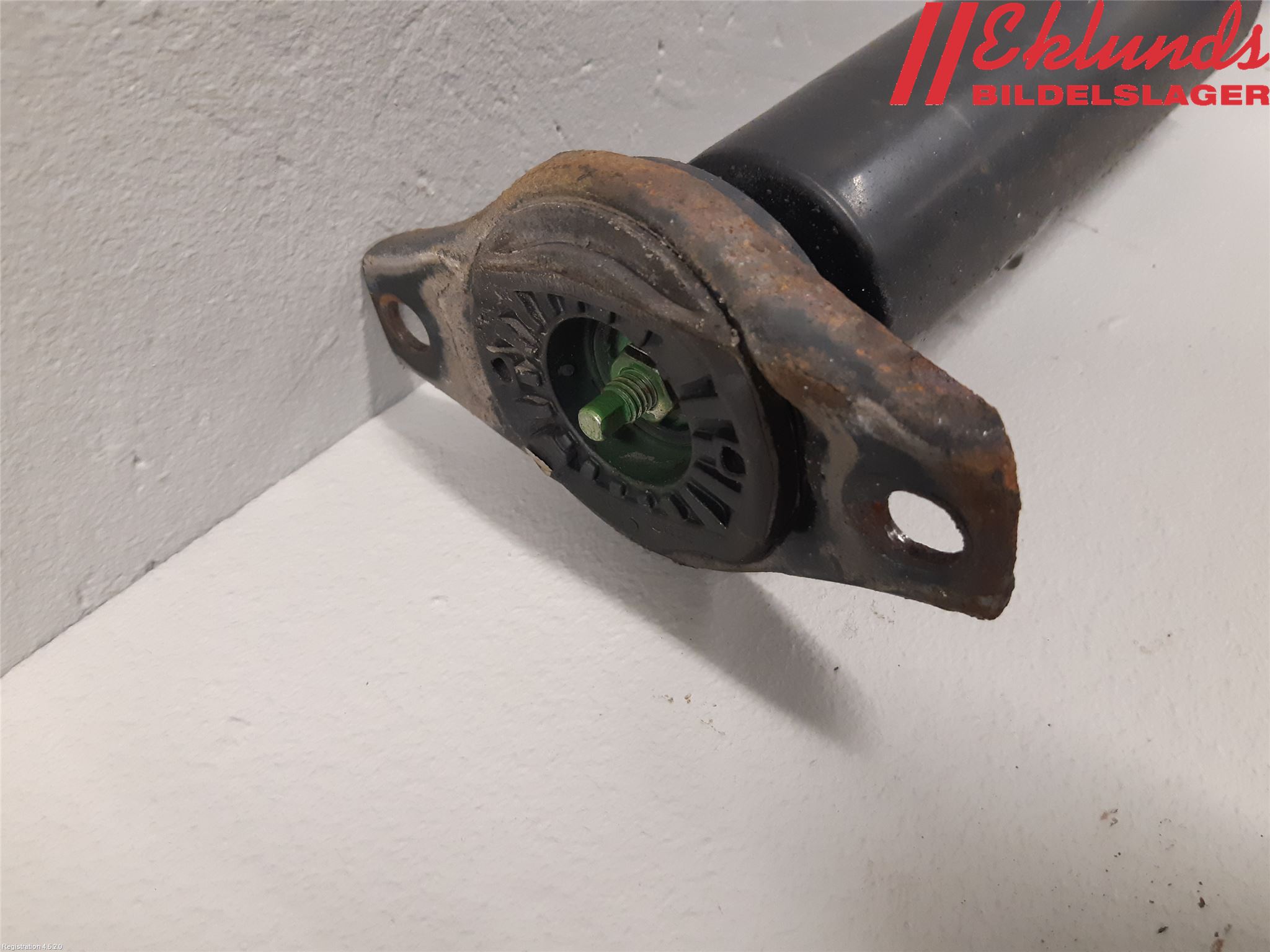 Volvo XC60 14-17 Stötdämpare Bak