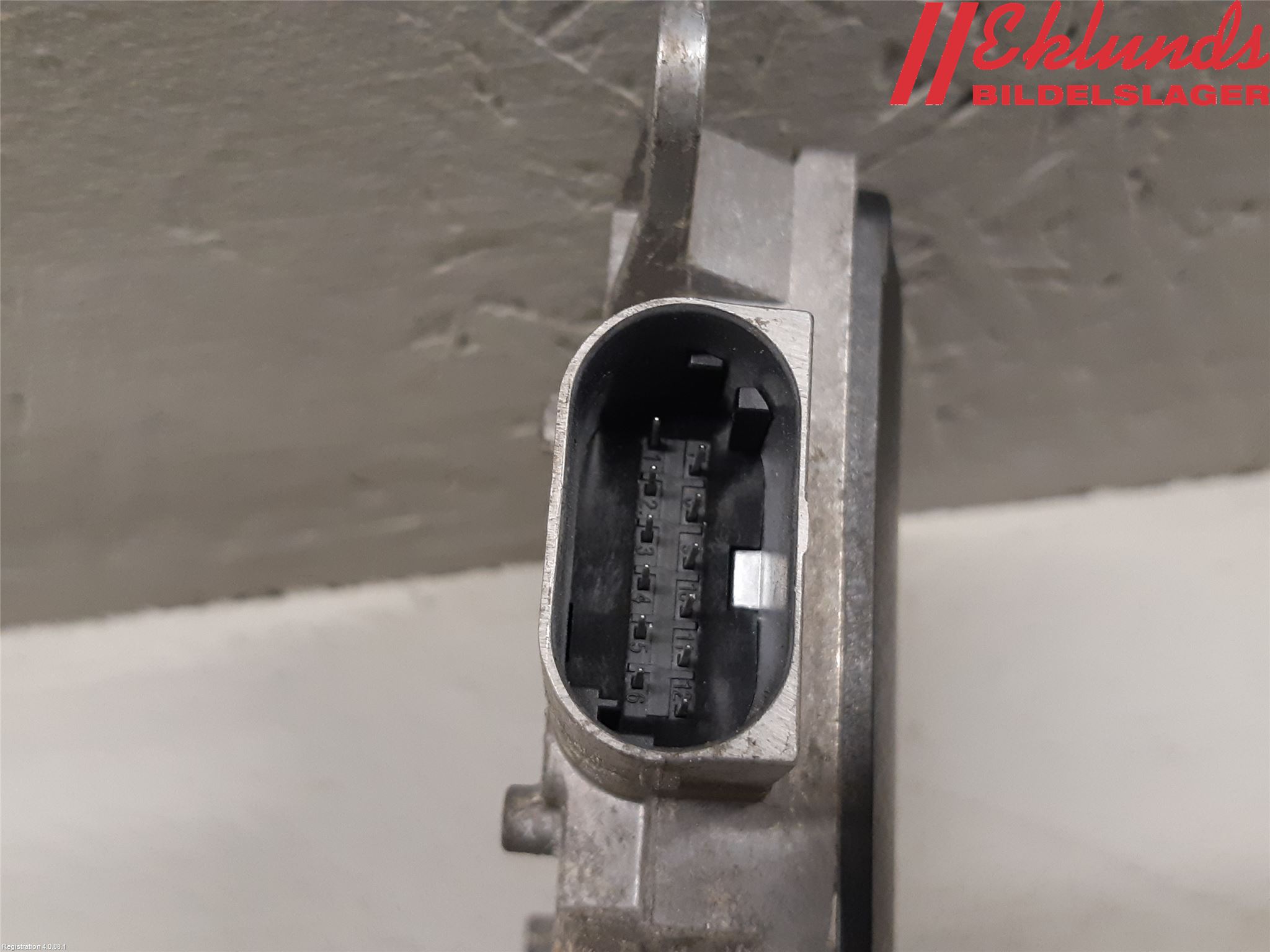 Audi A6/S6     05-11 Sensor Aktivt Kollisionsskydd