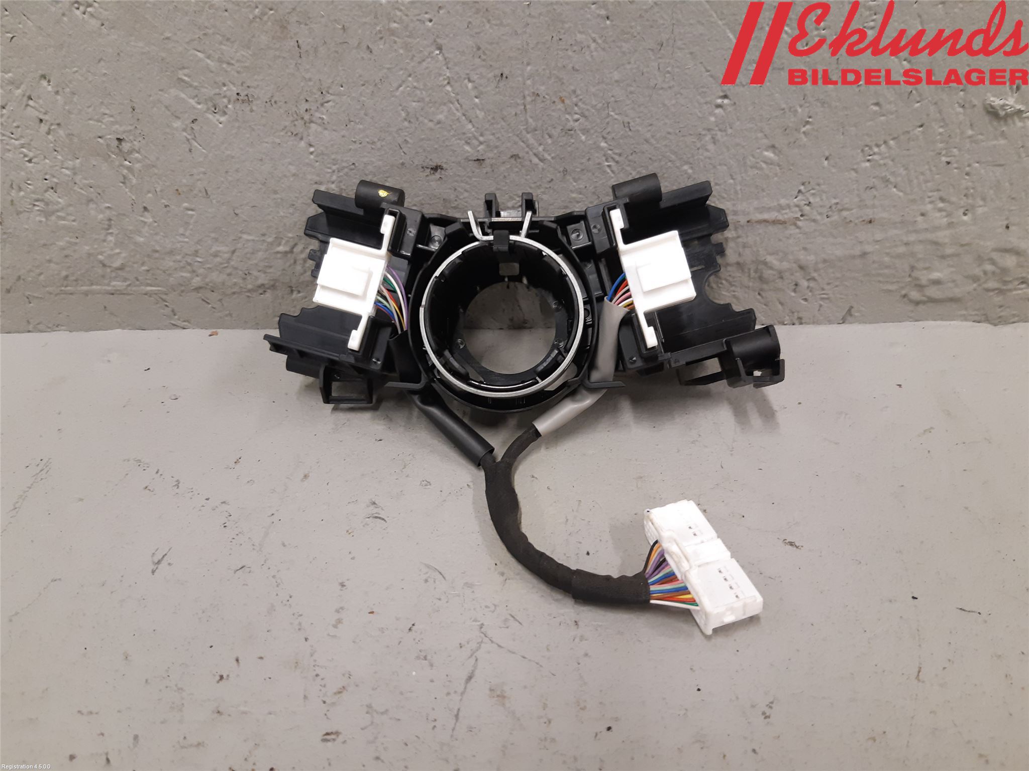 Toyota bZ4X EA10 22- Spakcentral