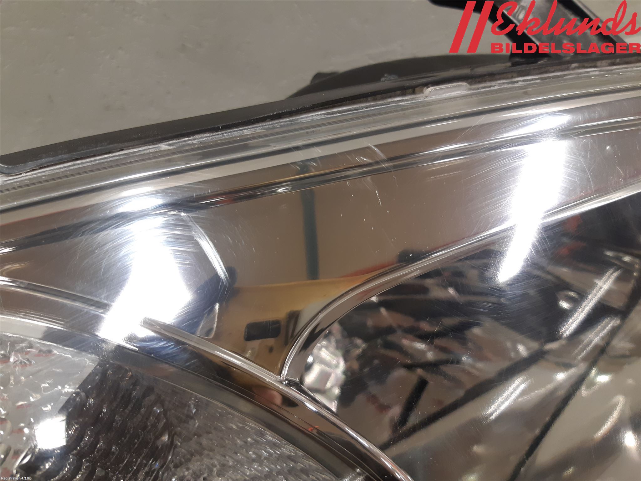 Toyota RAV 4 00-06 Strålkastare Höger