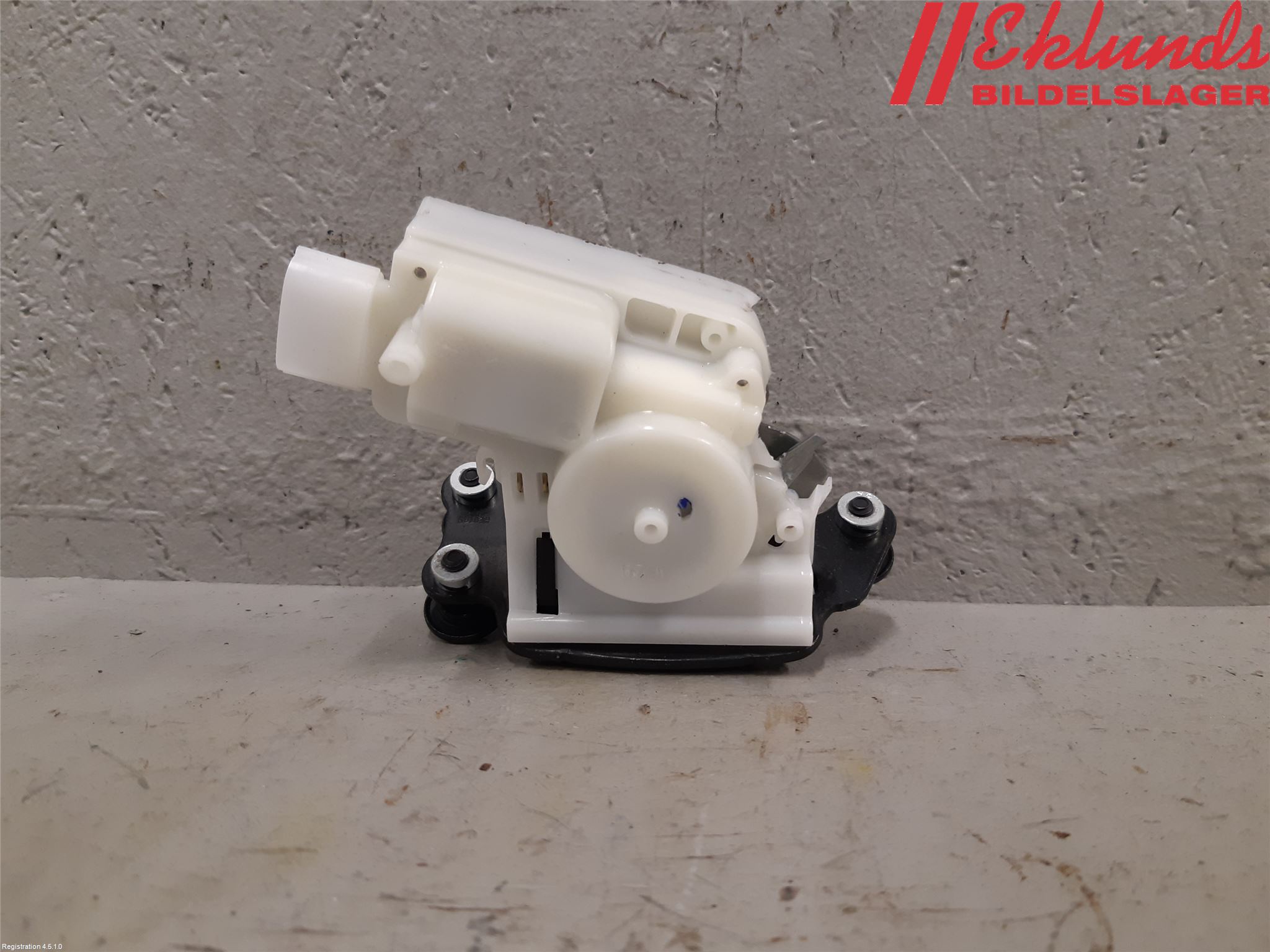 Toyota COROLLA 19- Låskista Baklucka