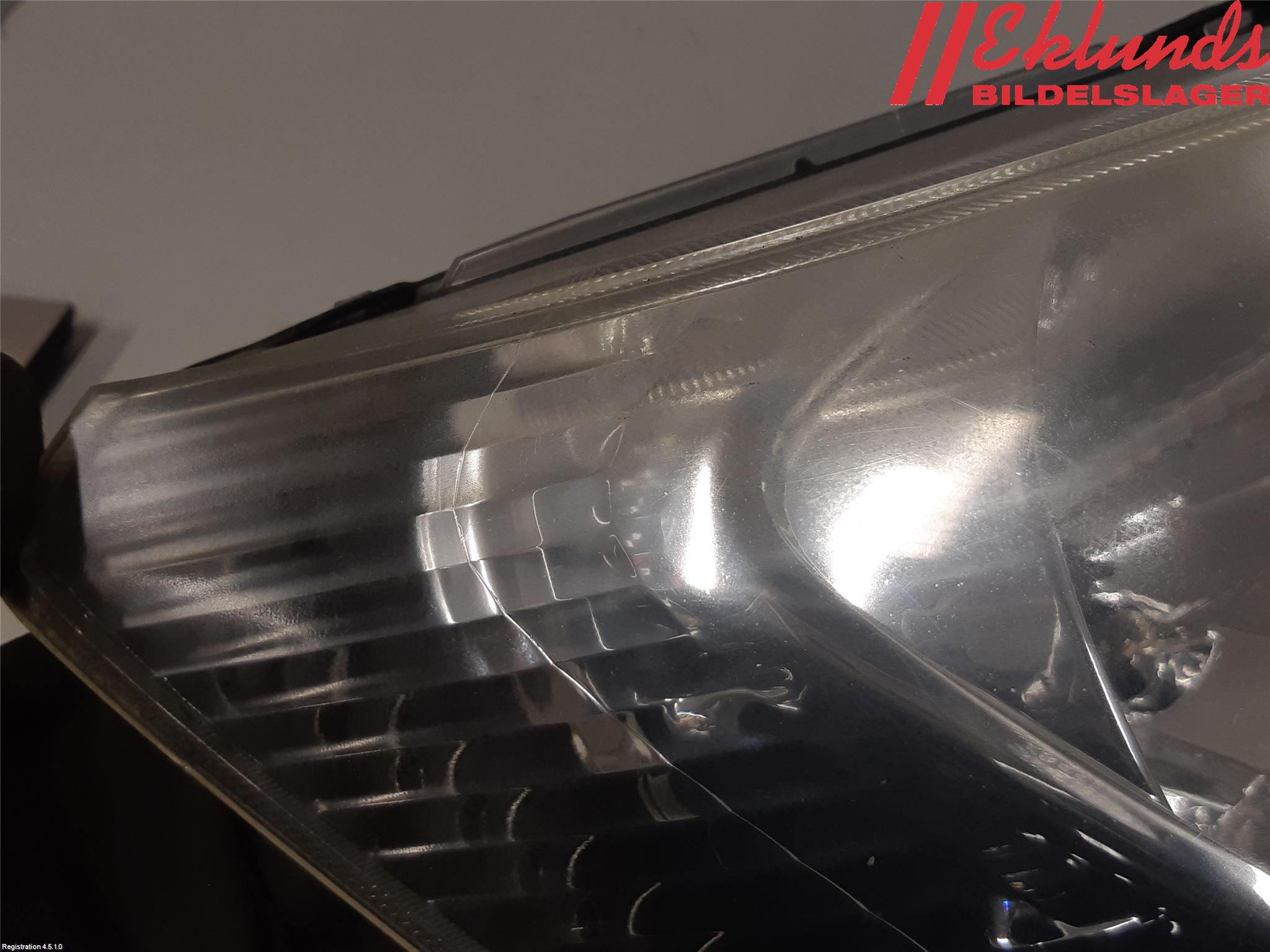 Nissan NV200/NV200 COMBI Strålkastare Höger