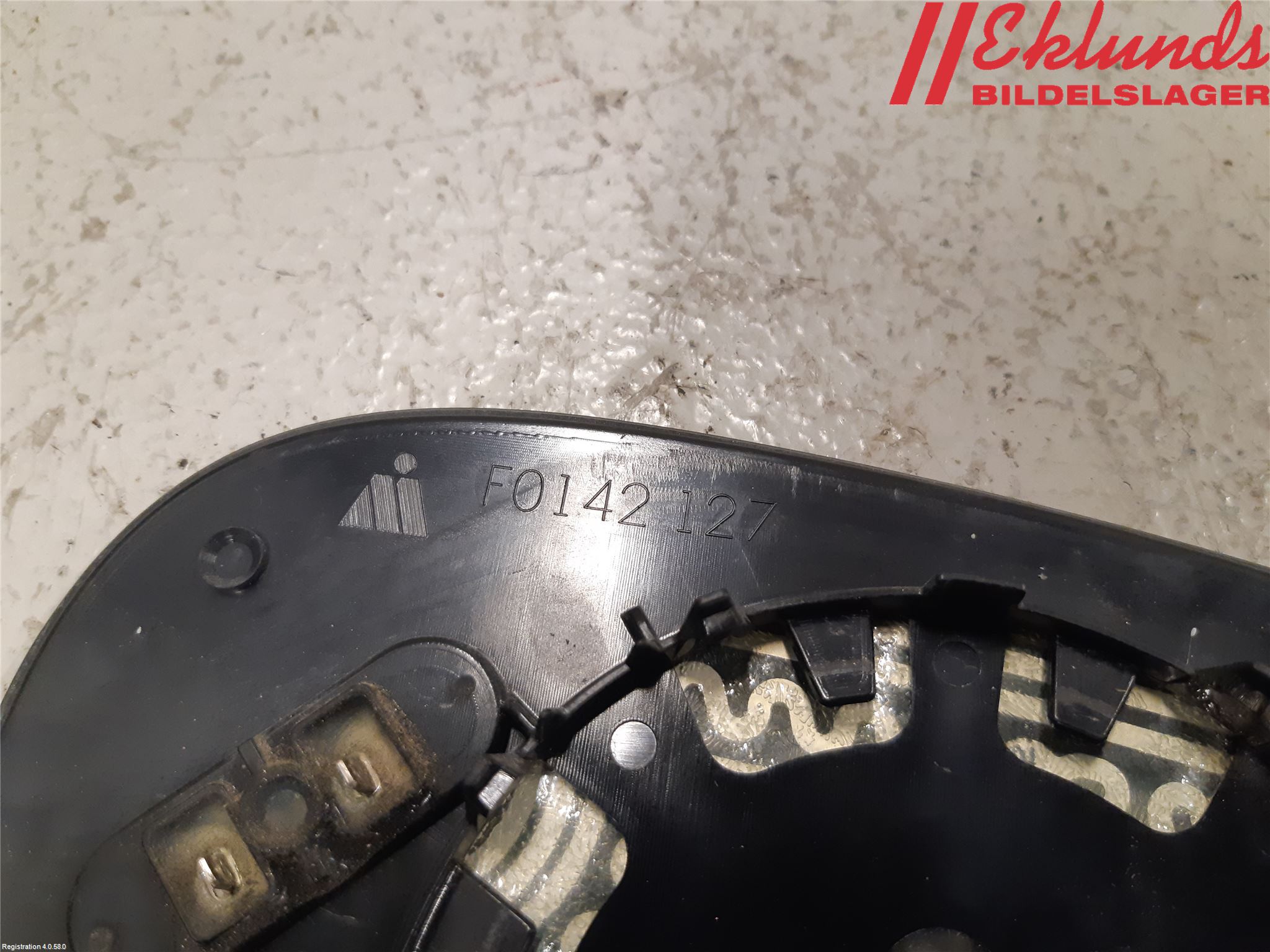 BMW 3 E90/91 SED/TOU 05-12 Spegelglas Vä