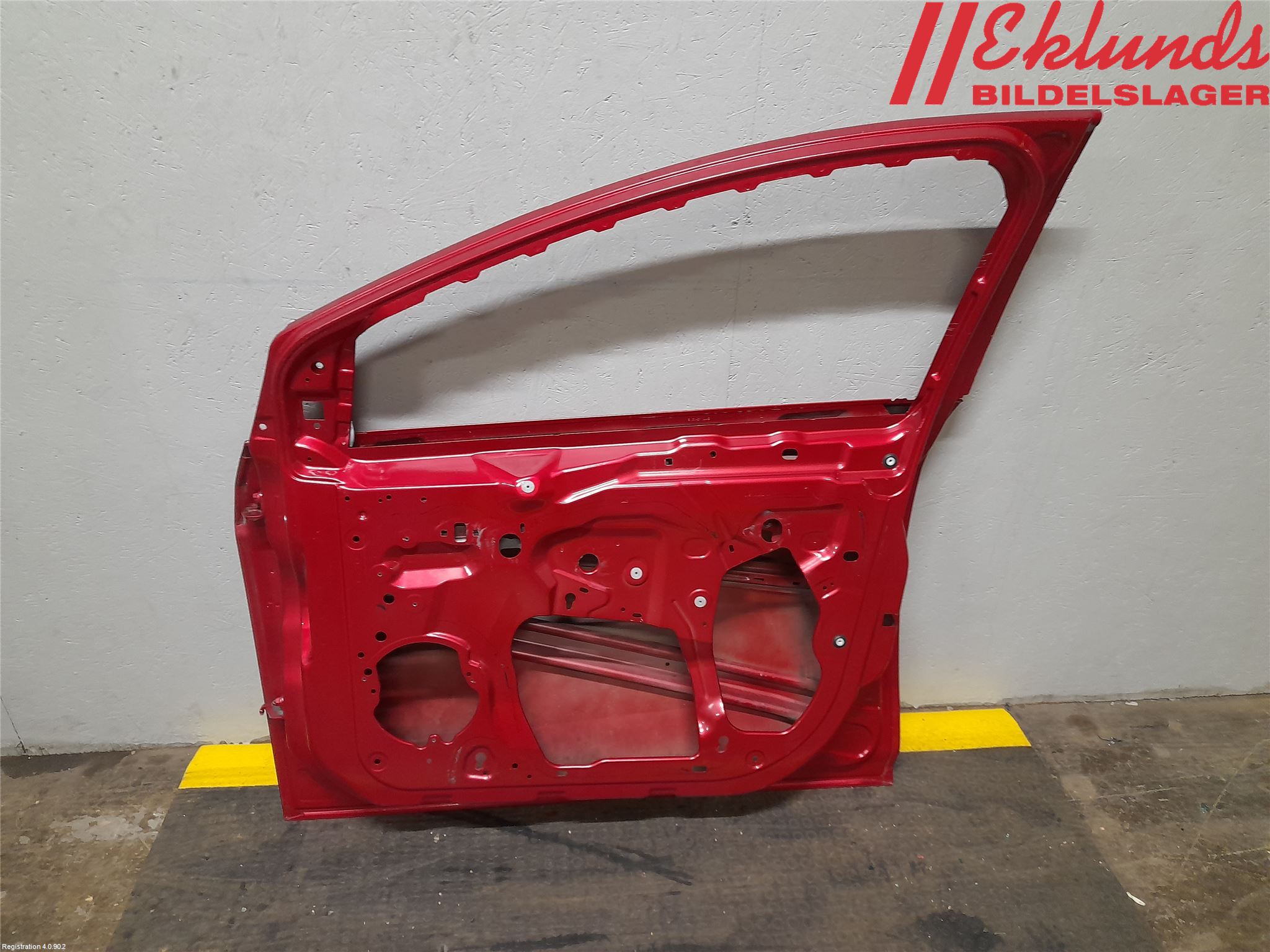 Ford FOCUS 11-14 Dörr Fram Höger