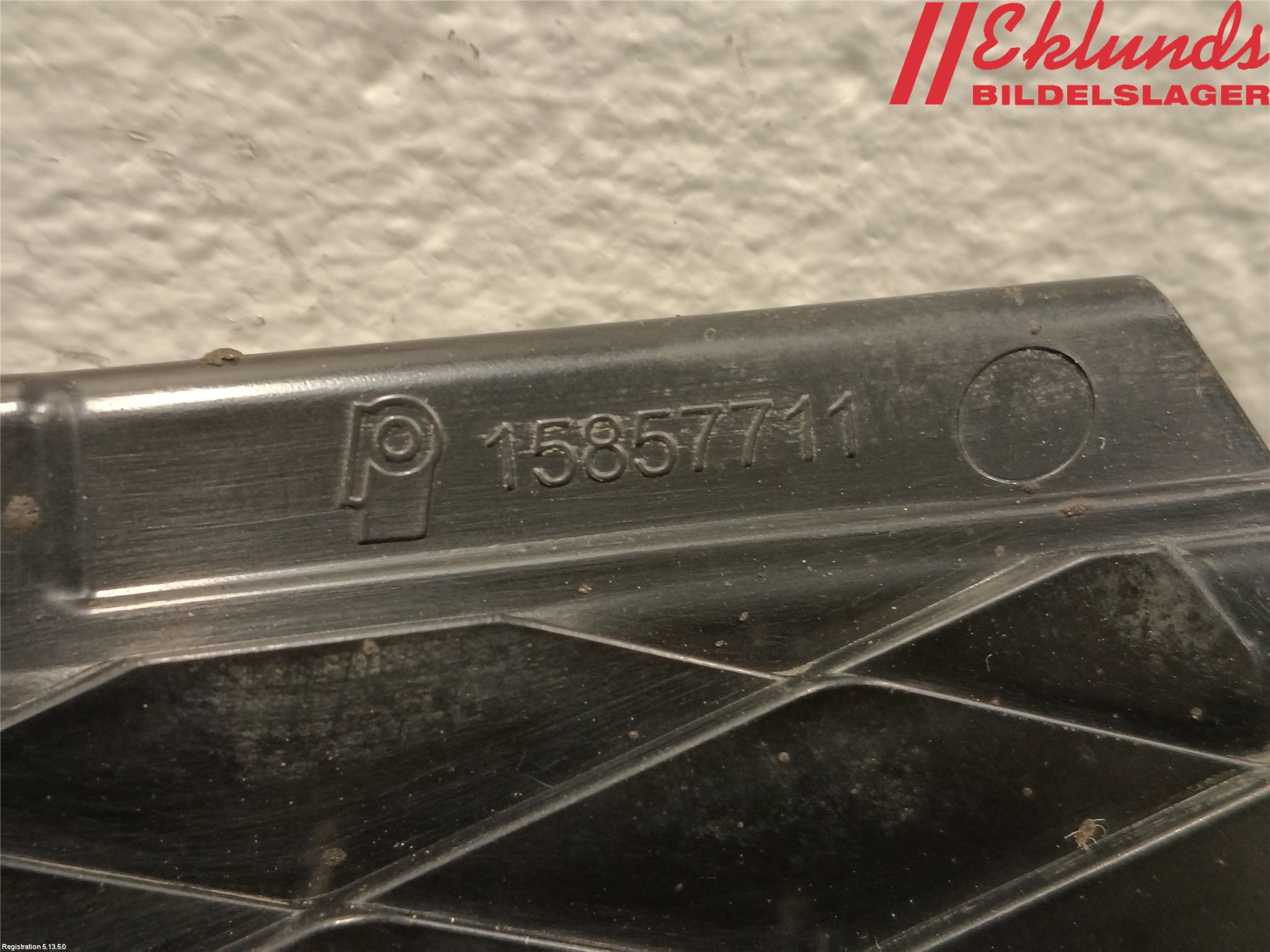 BMW 3 E90/91 SED/TOU 05-12 Dimljussarg Fram