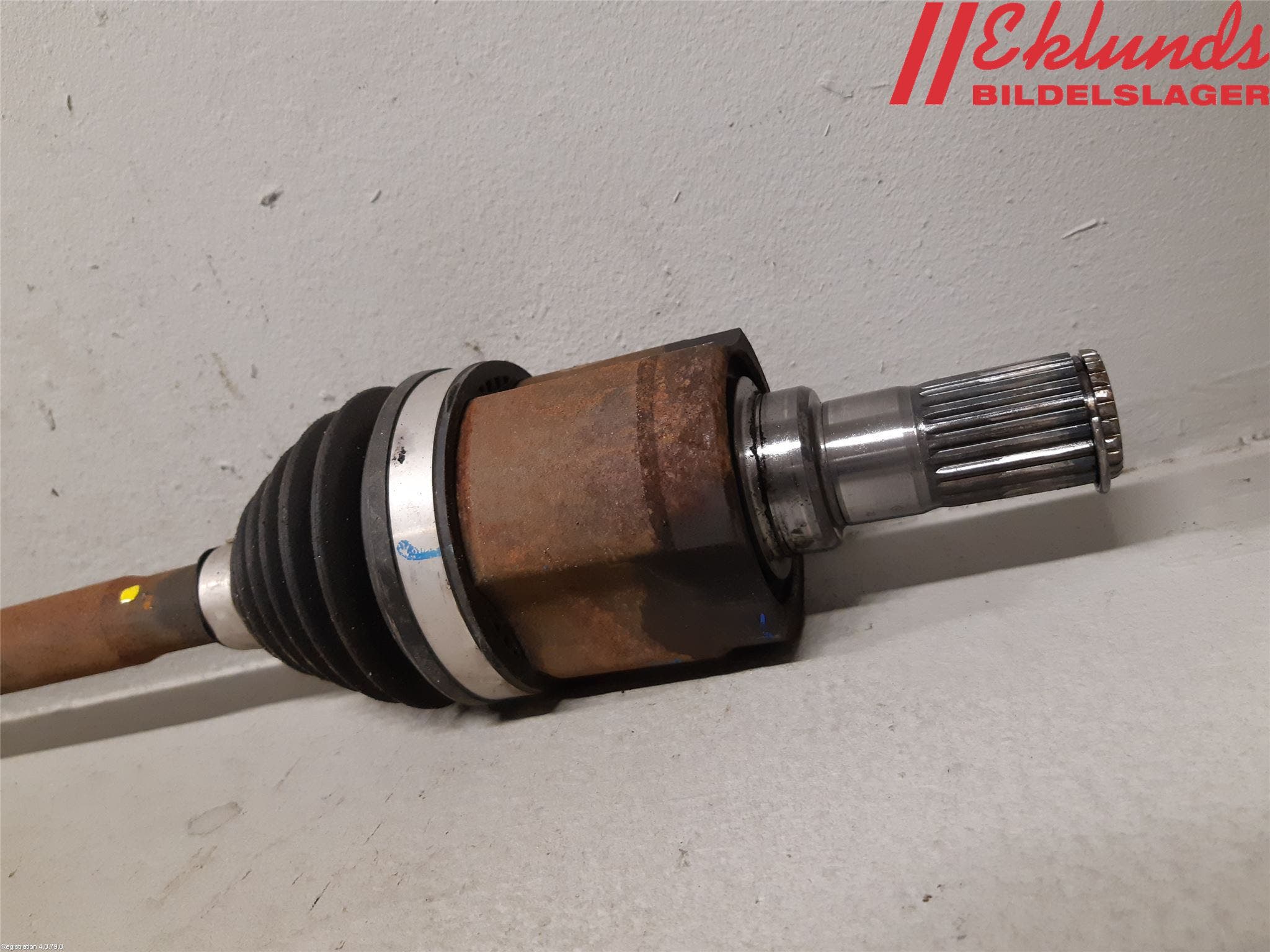 Kia RIO 17- Drivaxel Fram Höger