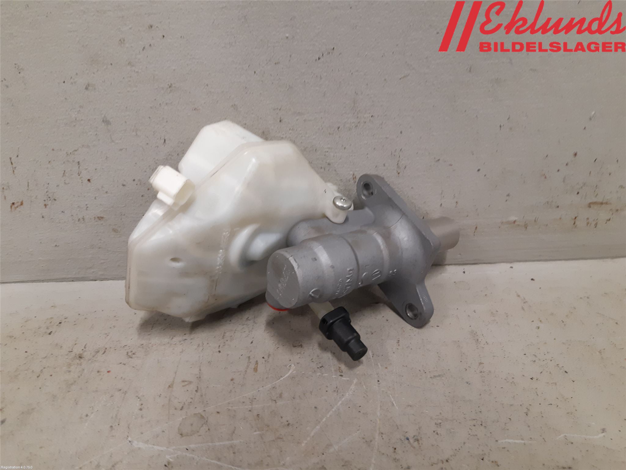 Volvo V60 11-13 Broms Huvudcylinder