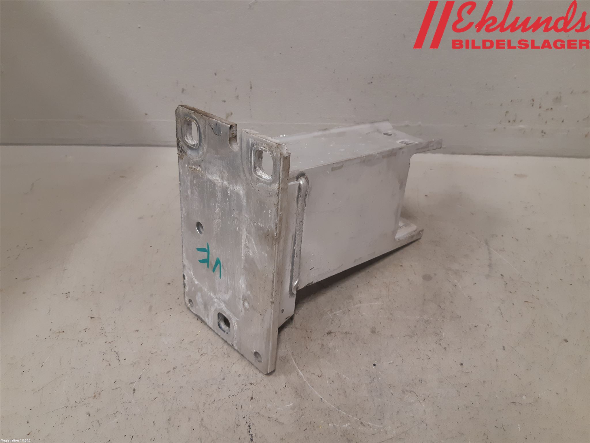 Audi A5 07-16 Stötfångarbärjärn Fram