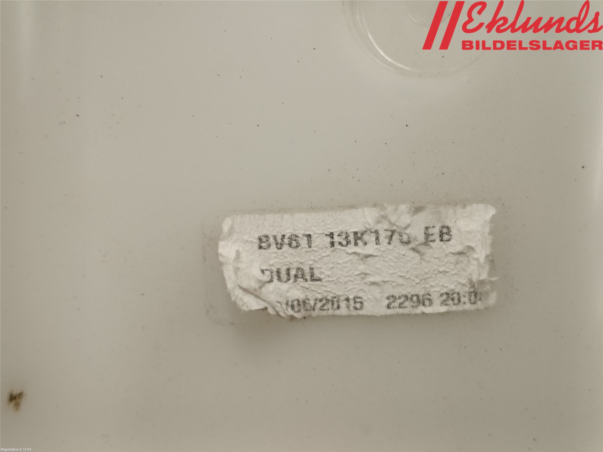 Ford FOCUS 15-18 Spolartank Vindruta-Strål