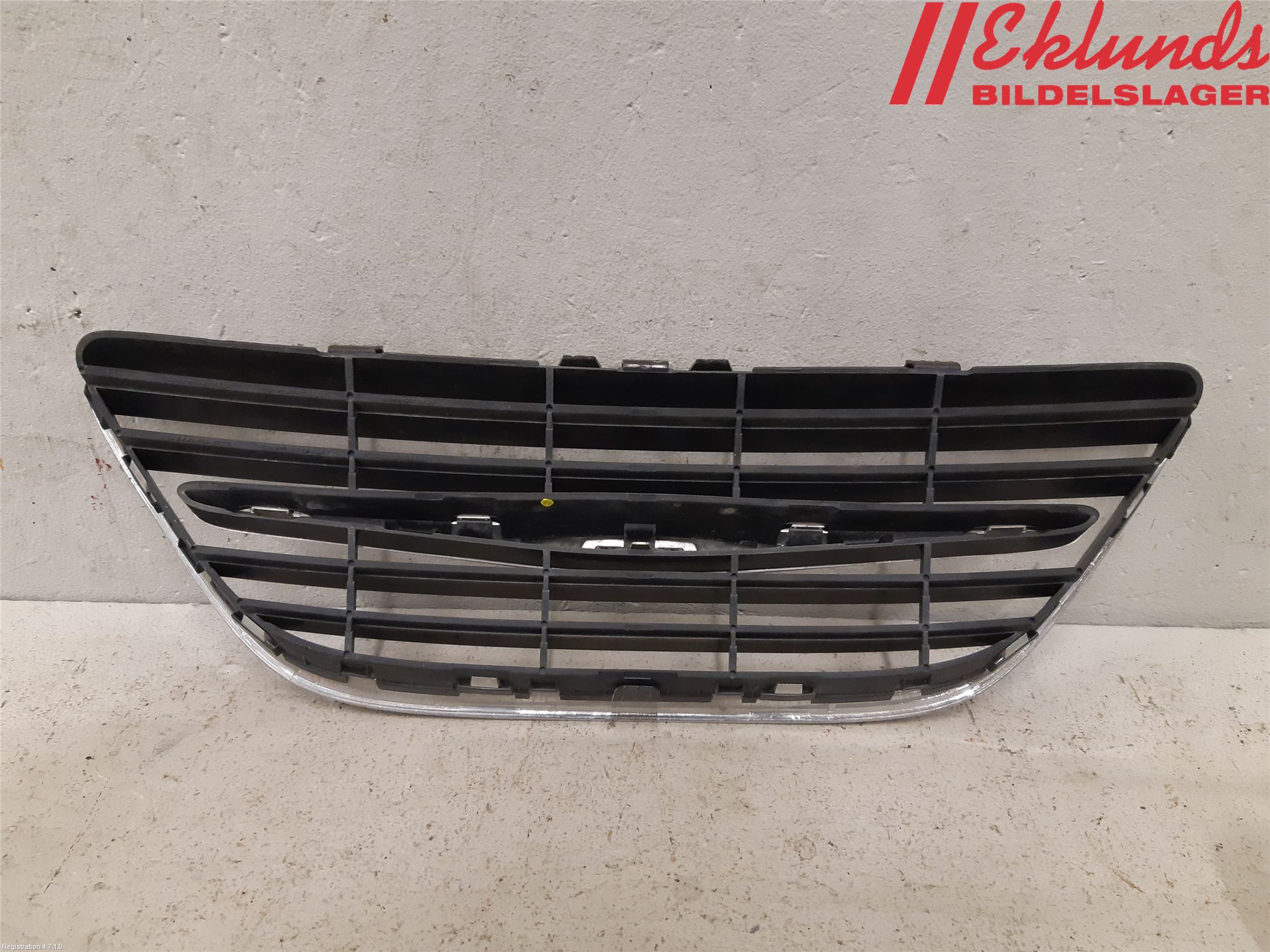 Saab 9-3 VER 2 Grilldel Mitt