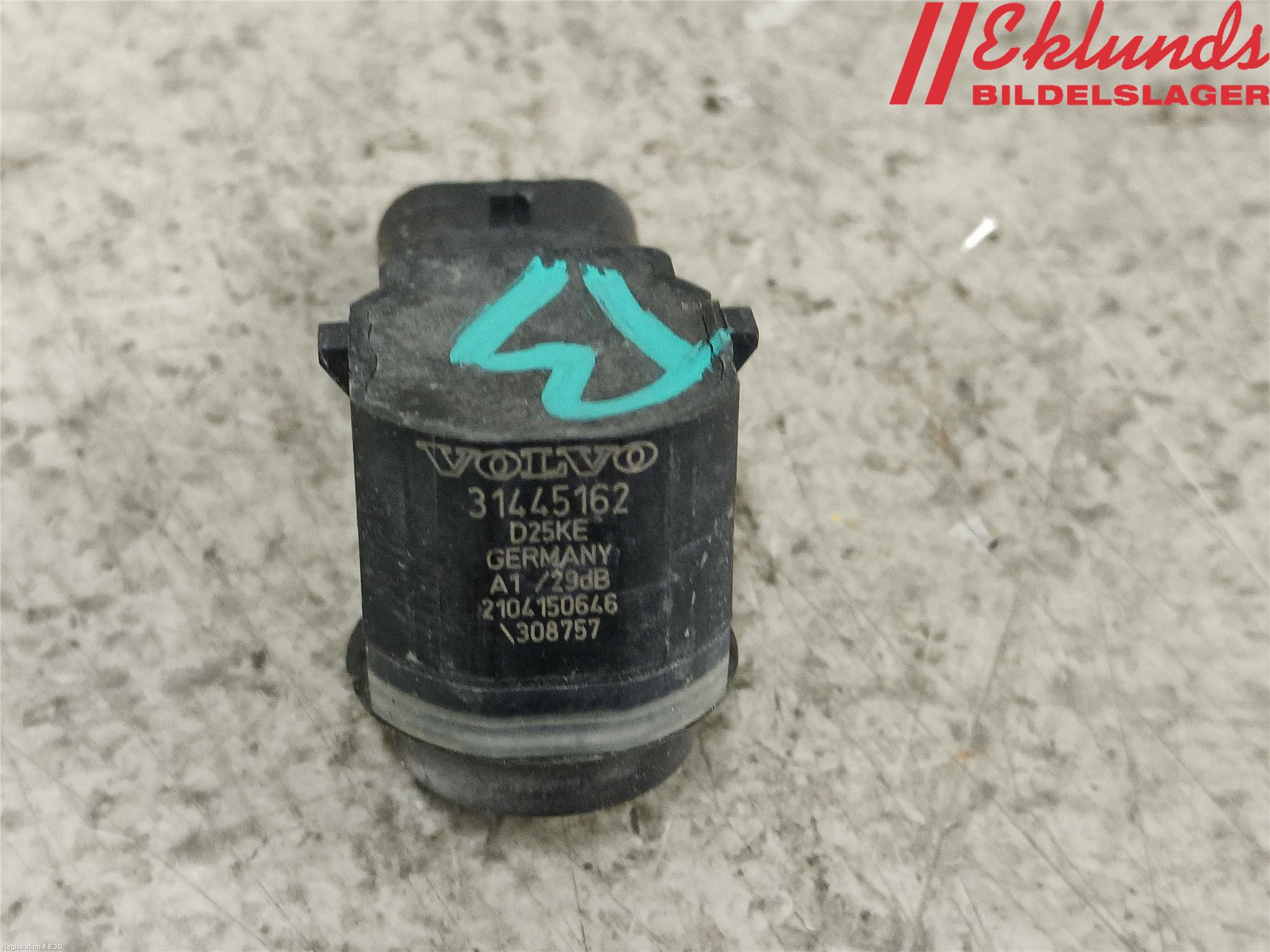 Volvo V40 CROSS COUNTRY 13-19 Parkeringshjälp Backsensor