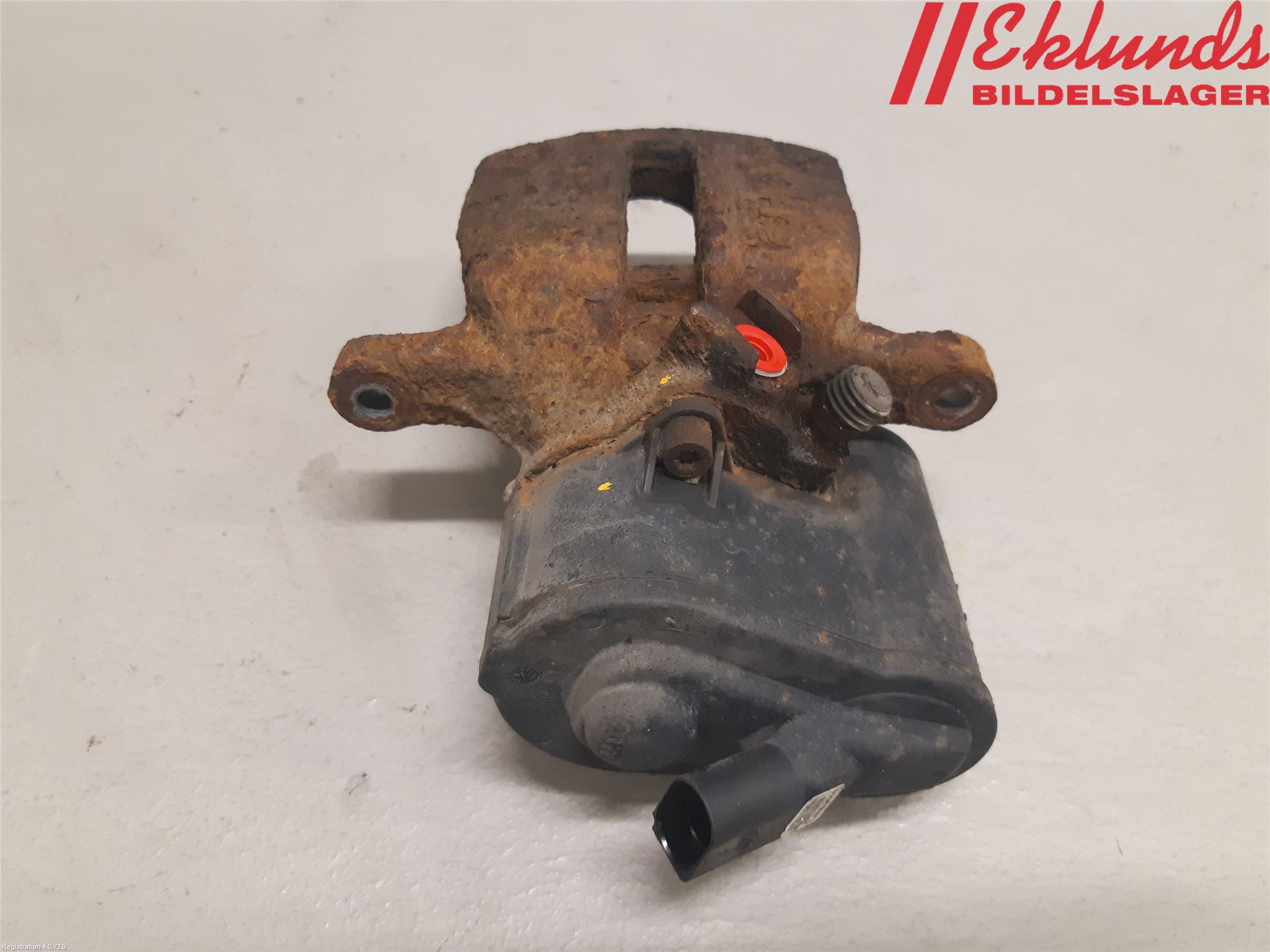Volkswagen VW PASSAT 11-14 Bromsok Bak Höger
