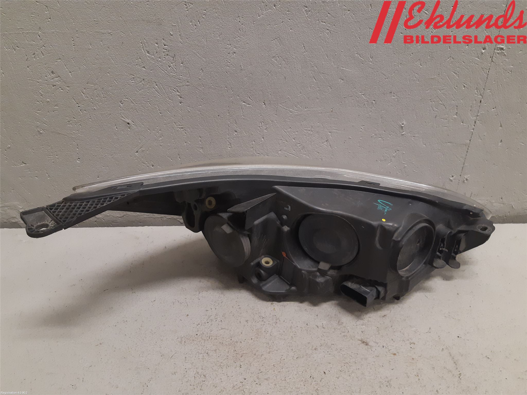 Ford FOCUS 11-14 Strålkastare Vänster