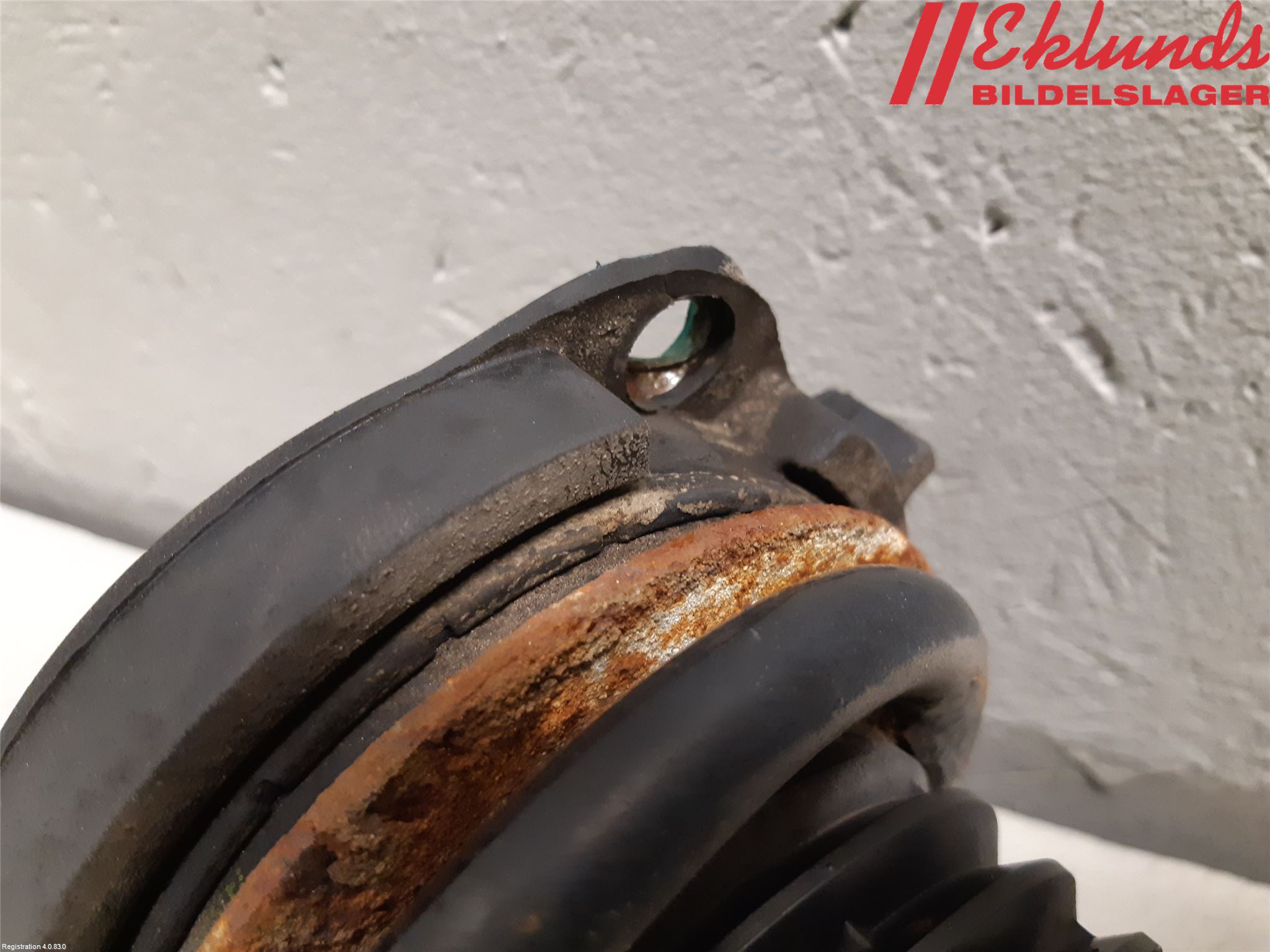 Volkswagen VW TOURAN 03-10 Fjäderben Fram Vänster